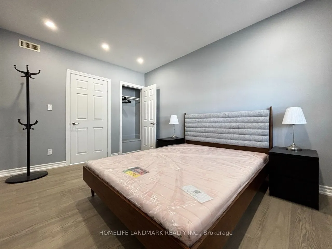 3229 Yonge Street #Unit 1