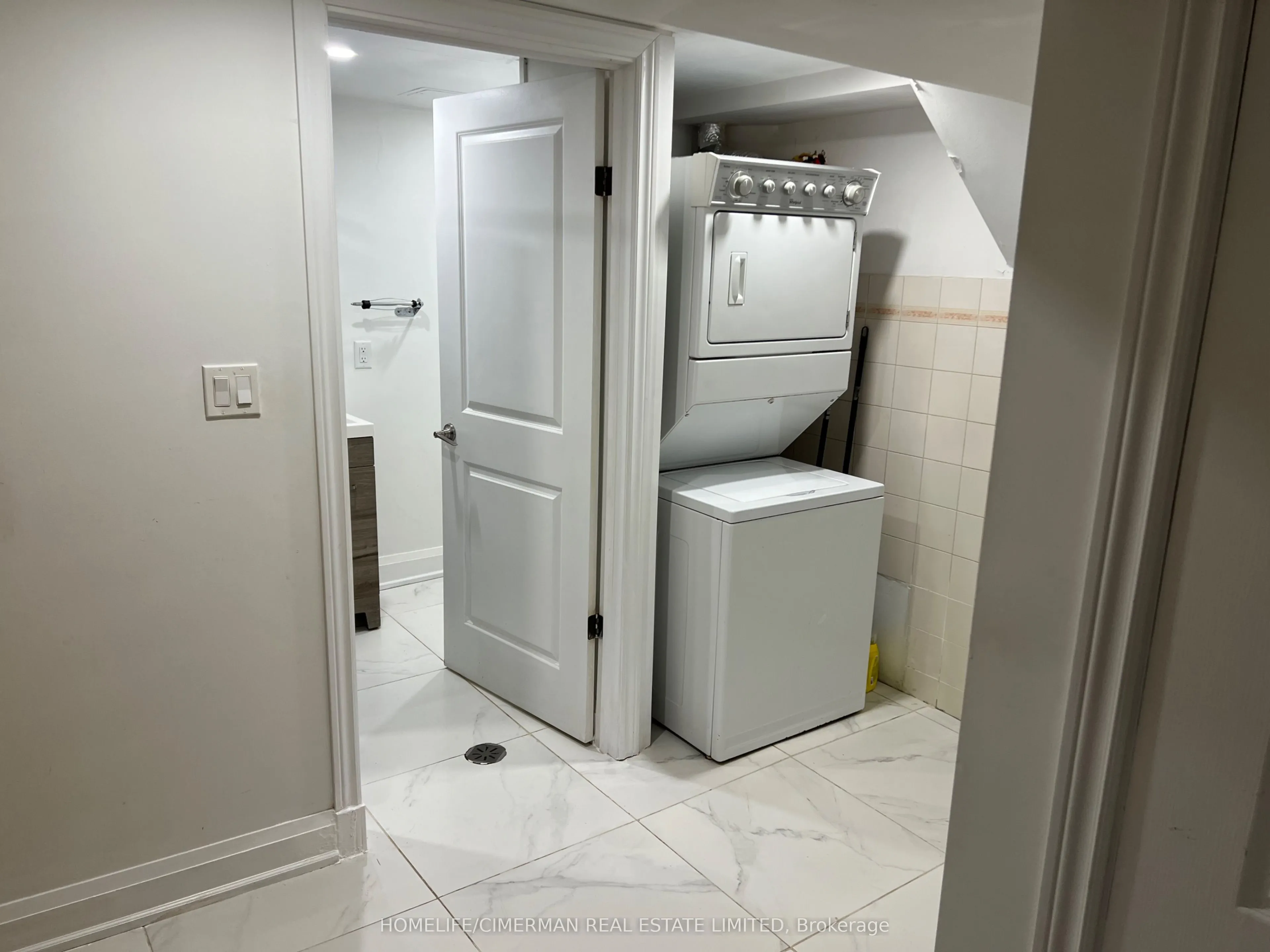 106 Holcolm Road #Basement
