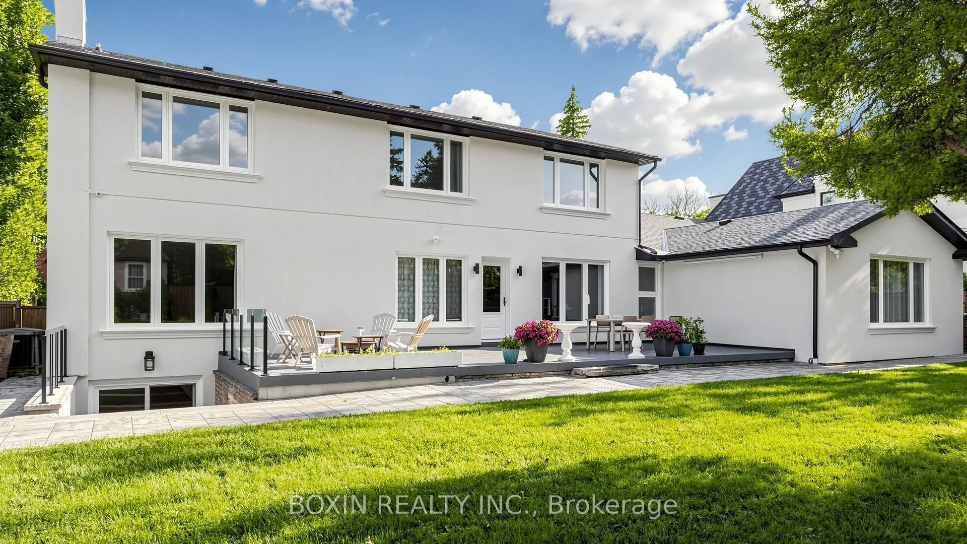 33 Wilket Road