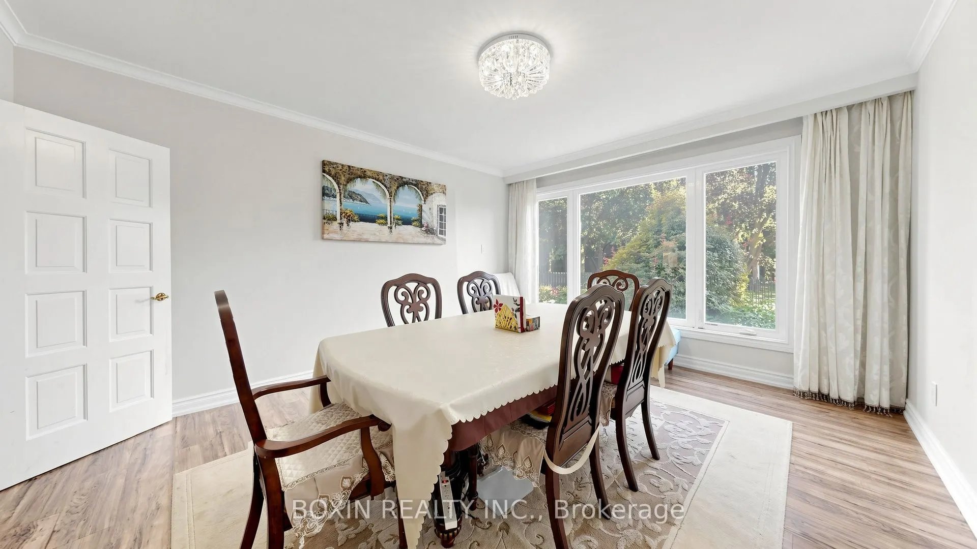 33 Wilket Road