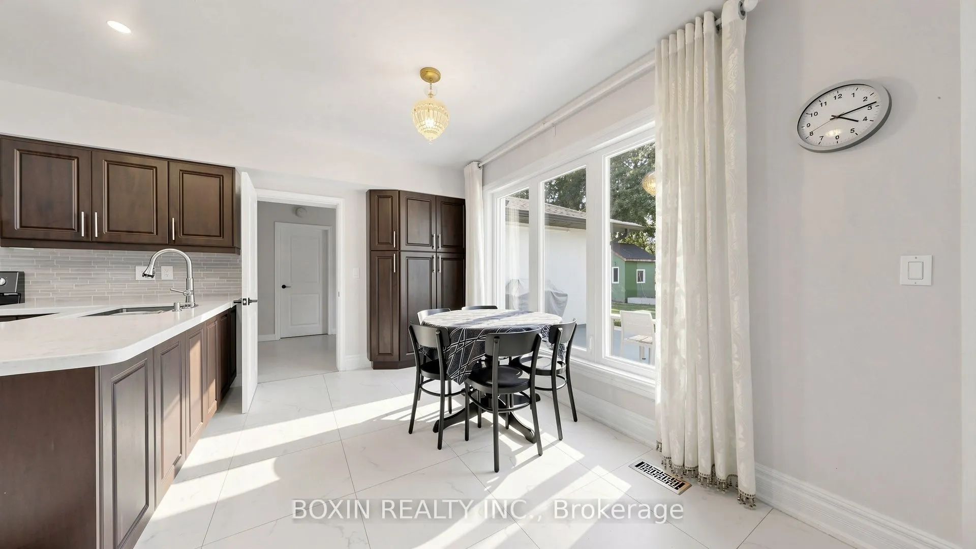 33 Wilket Road