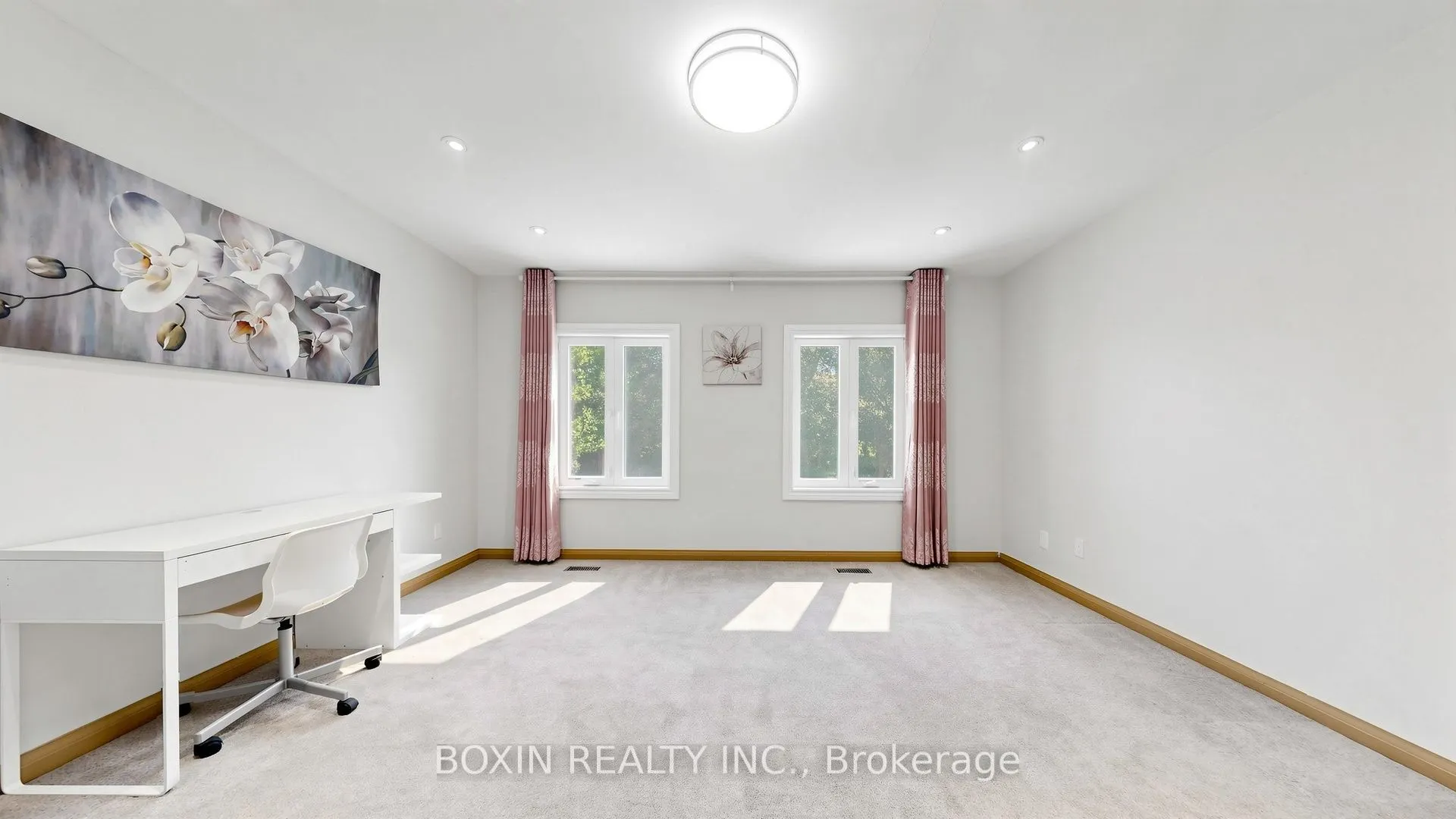 33 Wilket Road