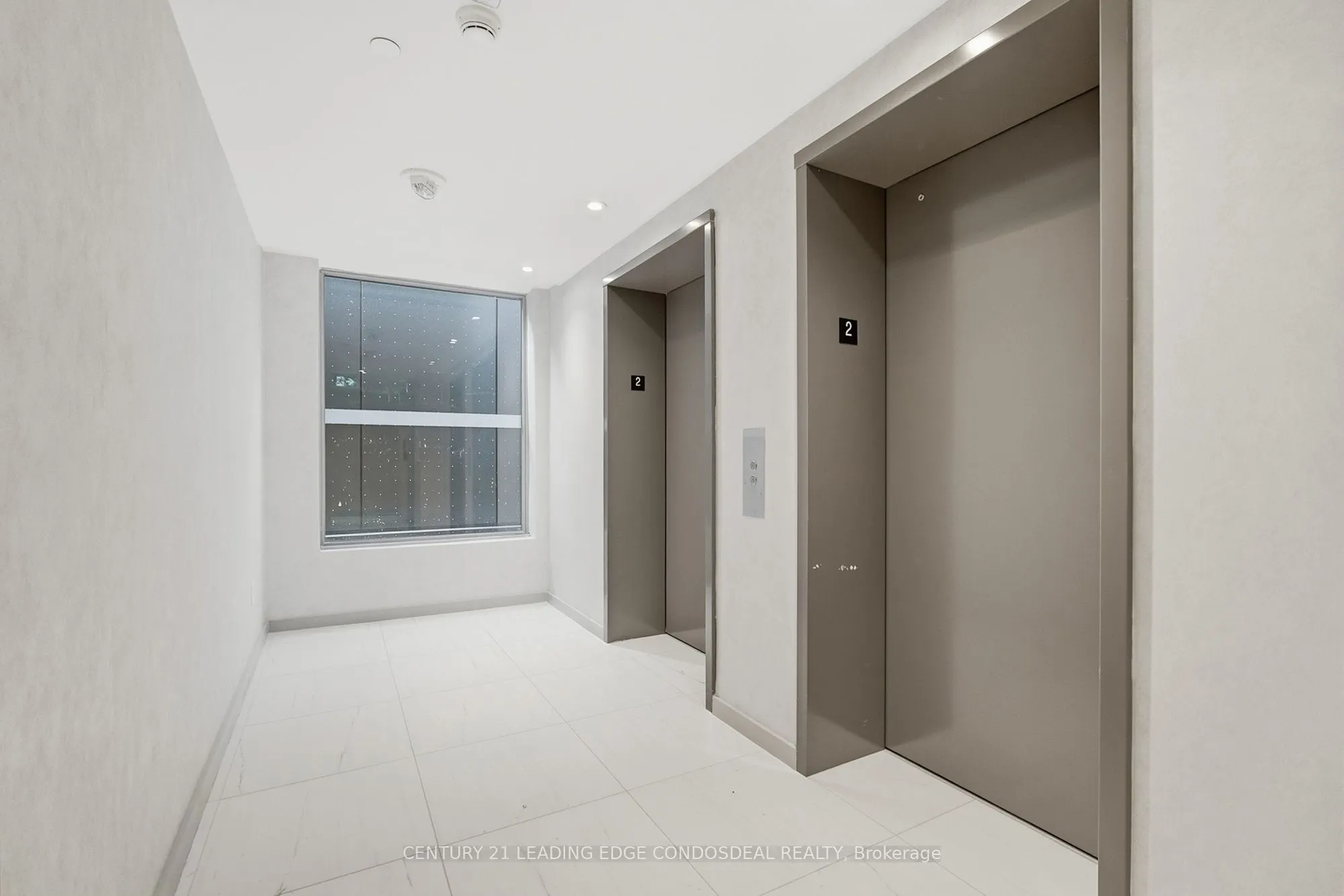 322 Dupont Street #207