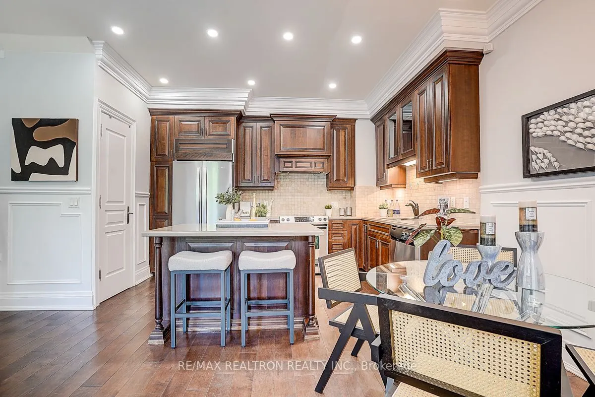 274 Duplex Avenue #9