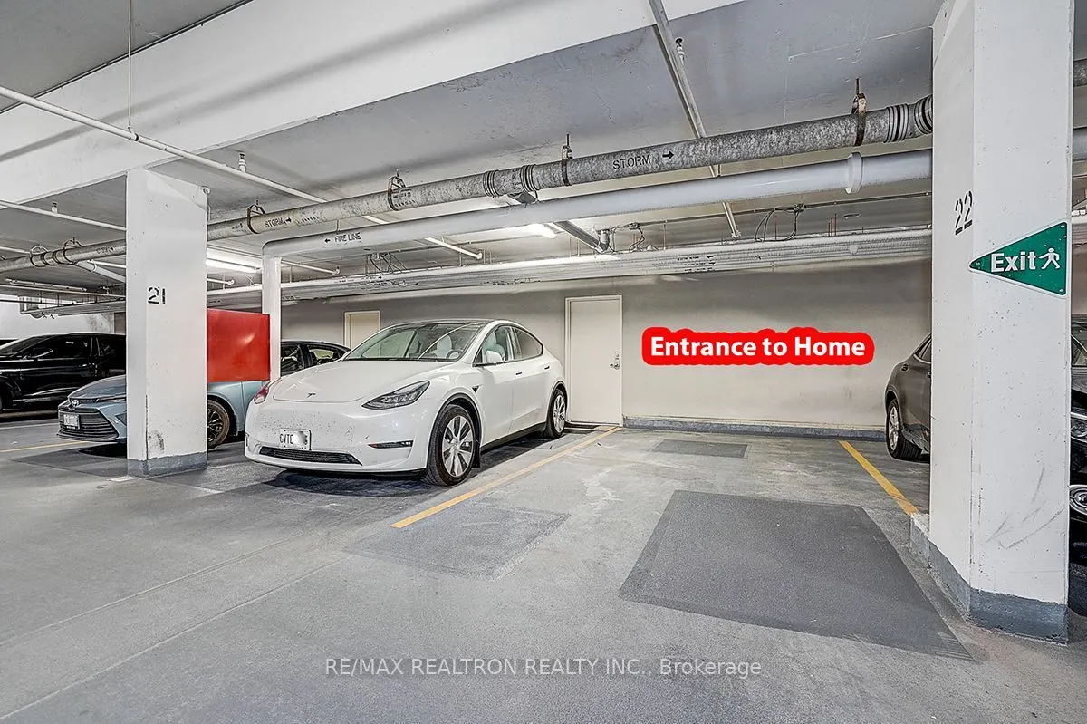 274 Duplex Avenue #9