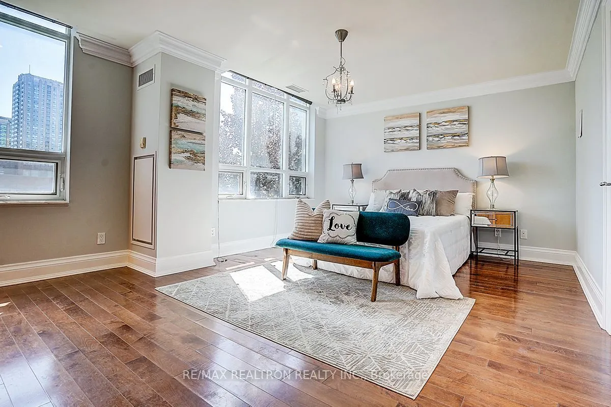 274 Duplex Avenue #9