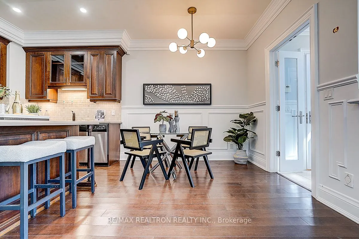 274 Duplex Avenue #9