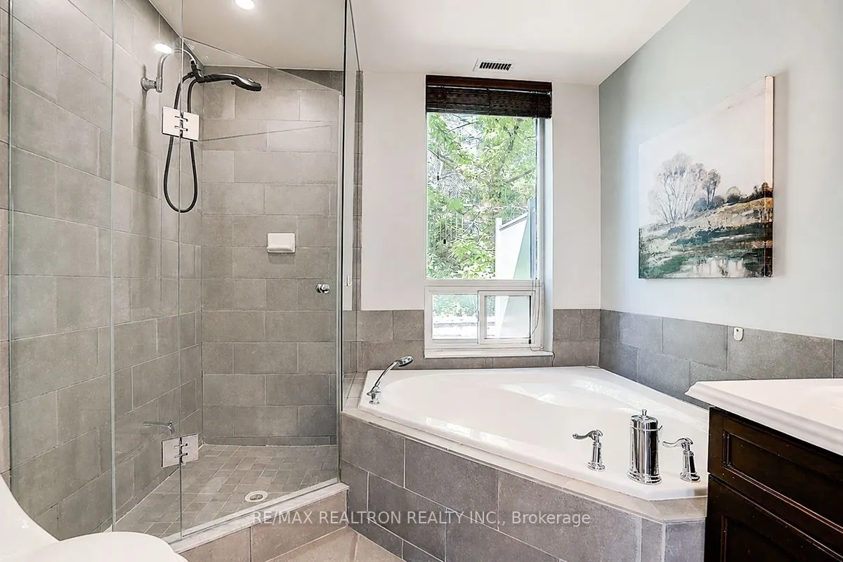 274 Duplex Avenue #9