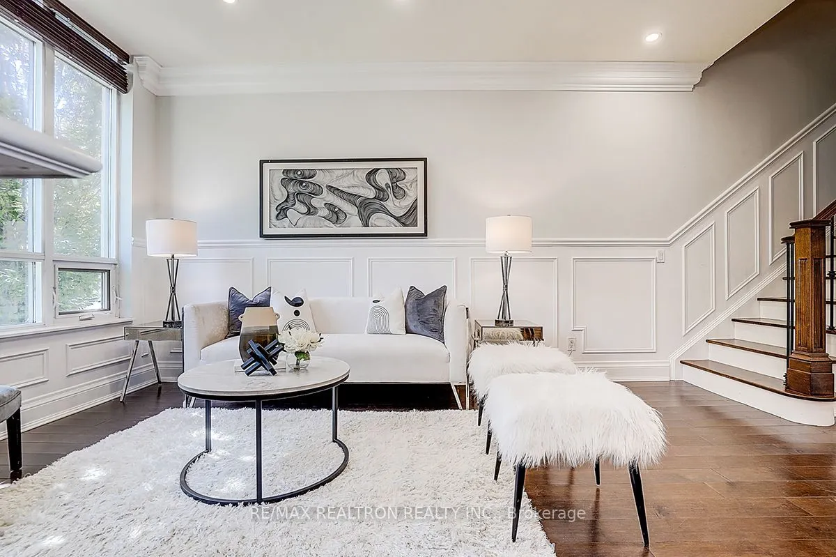 274 Duplex Avenue #9
