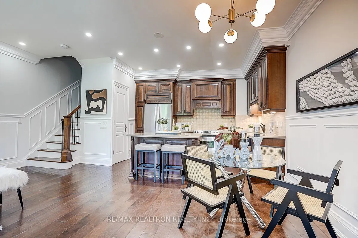 274 Duplex Avenue #9
