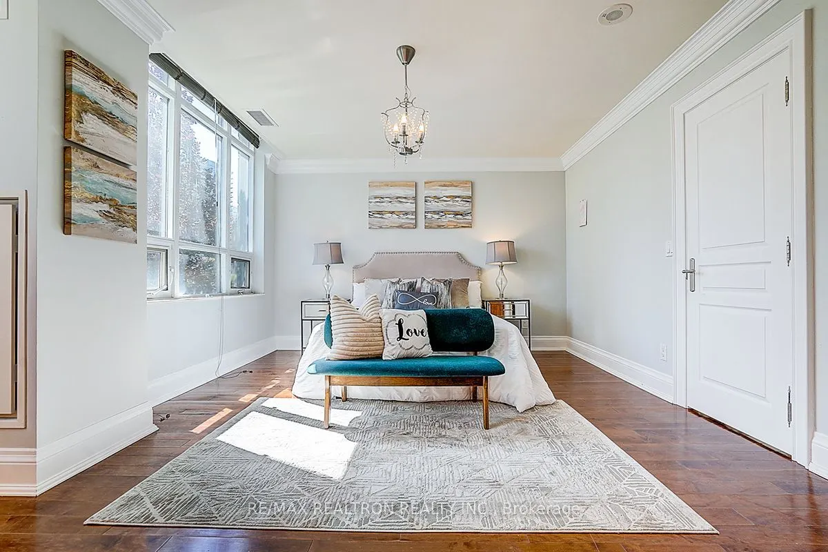 274 Duplex Avenue #9