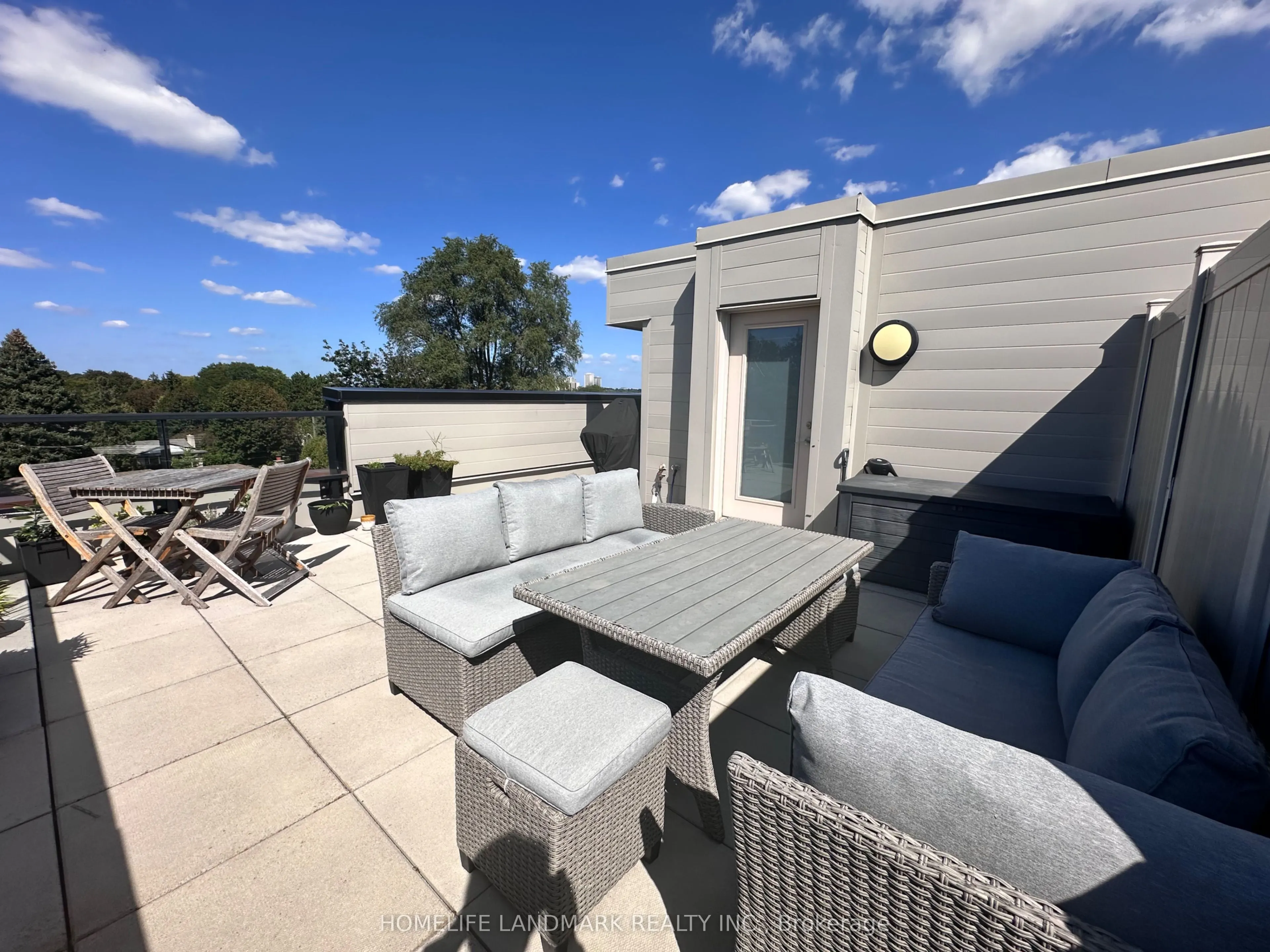 780 Sheppard Avenue E #TH03
