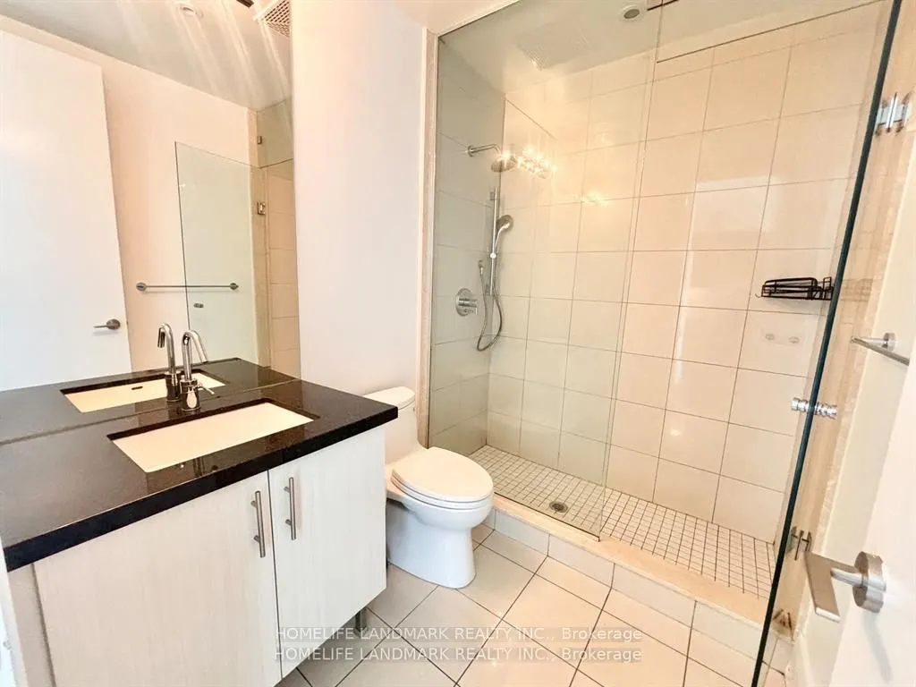 39 Queens Quay E #1029