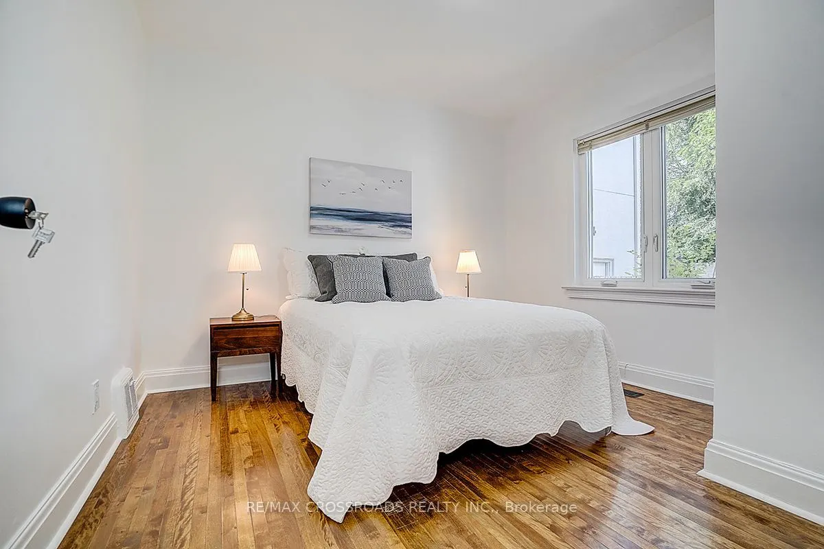 128 Leacrest Road