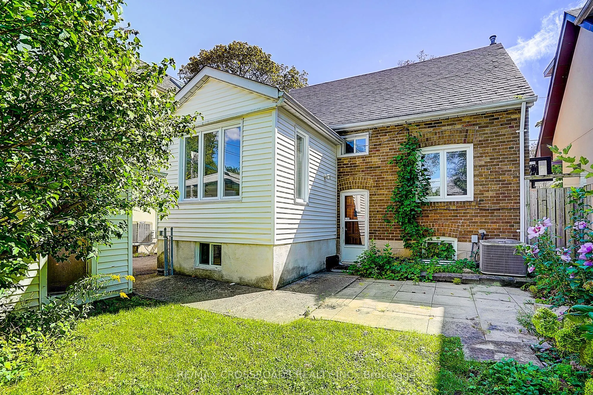 128 Leacrest Road