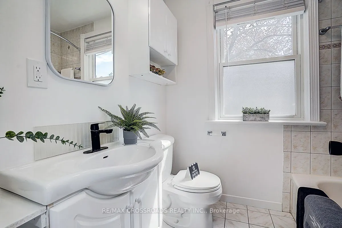 128 Leacrest Road