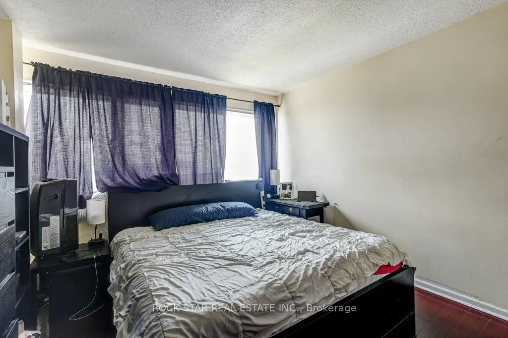 10 Sunny Glenway #1711