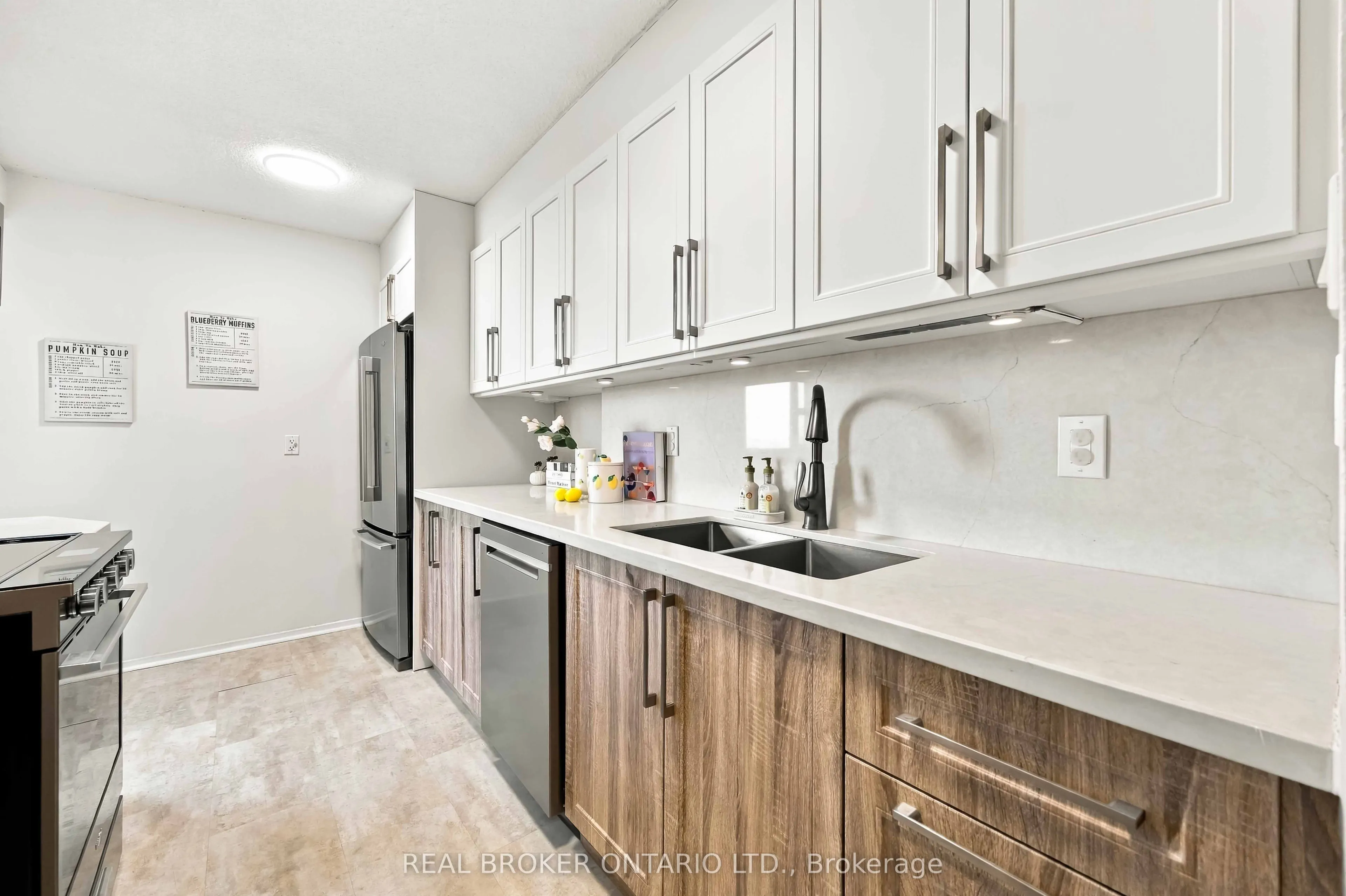 5 Old Sheppard Avenue #1805