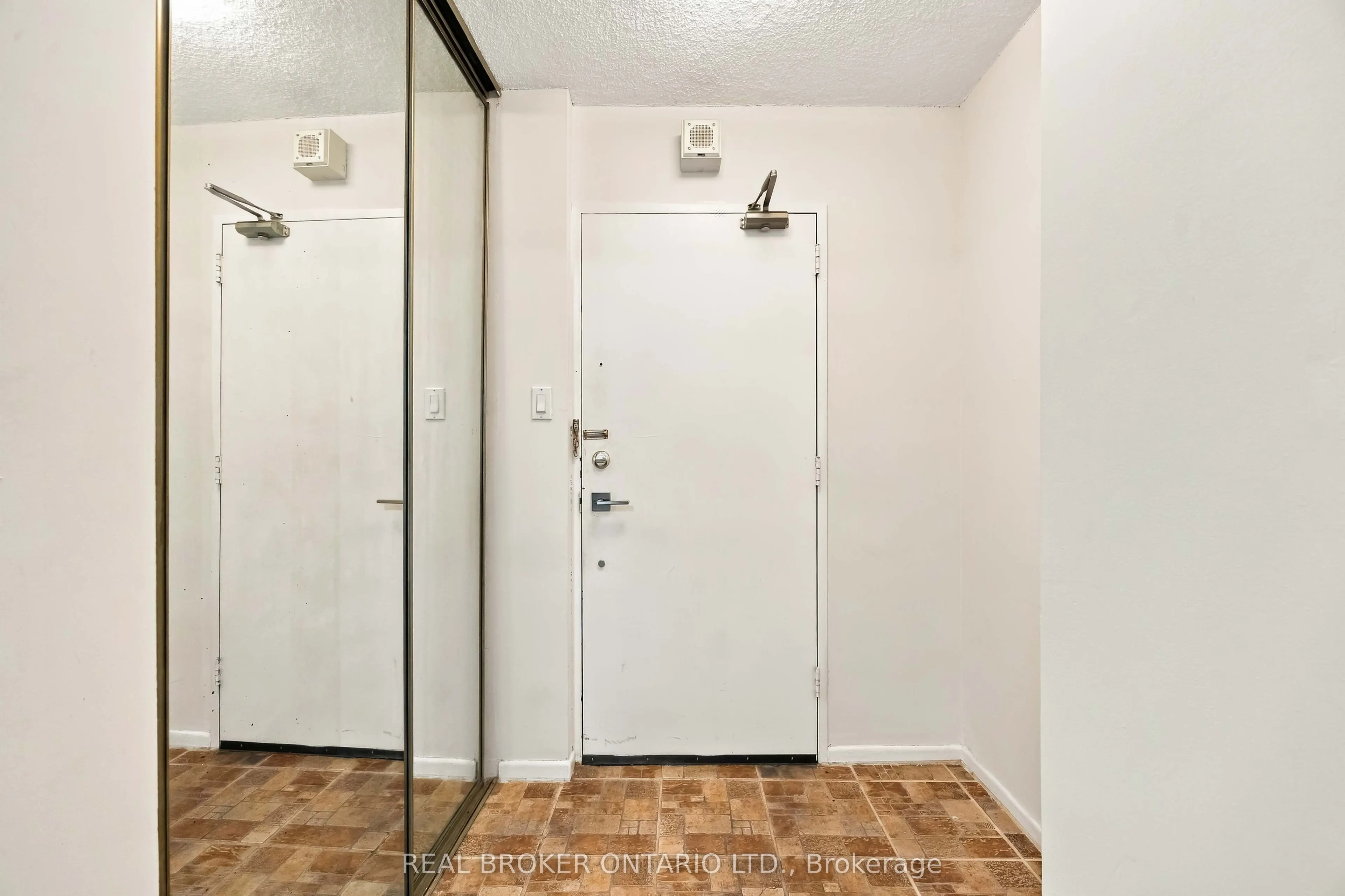 5 Old Sheppard Avenue #1805