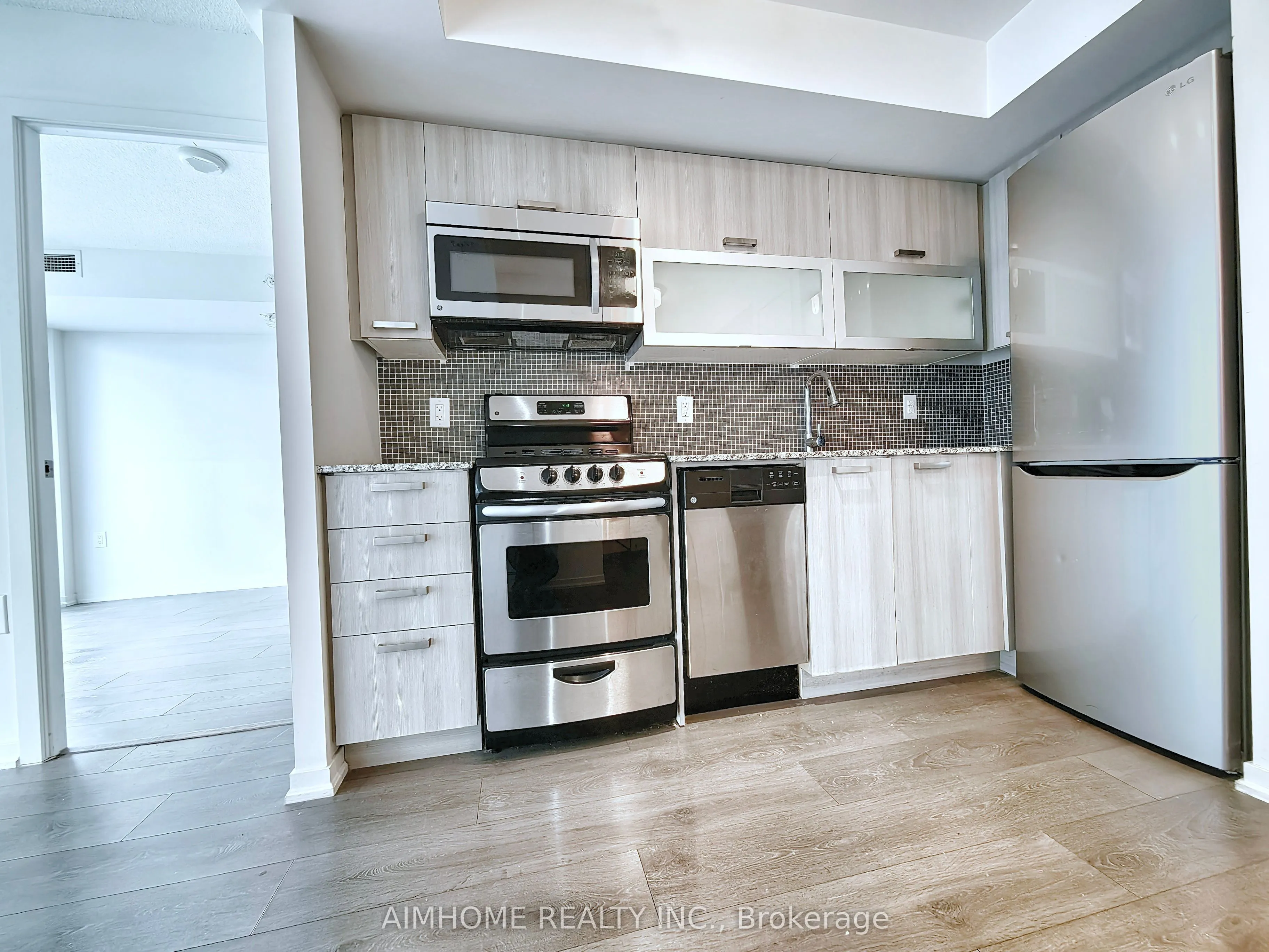 36 Lisgar Street #1916
