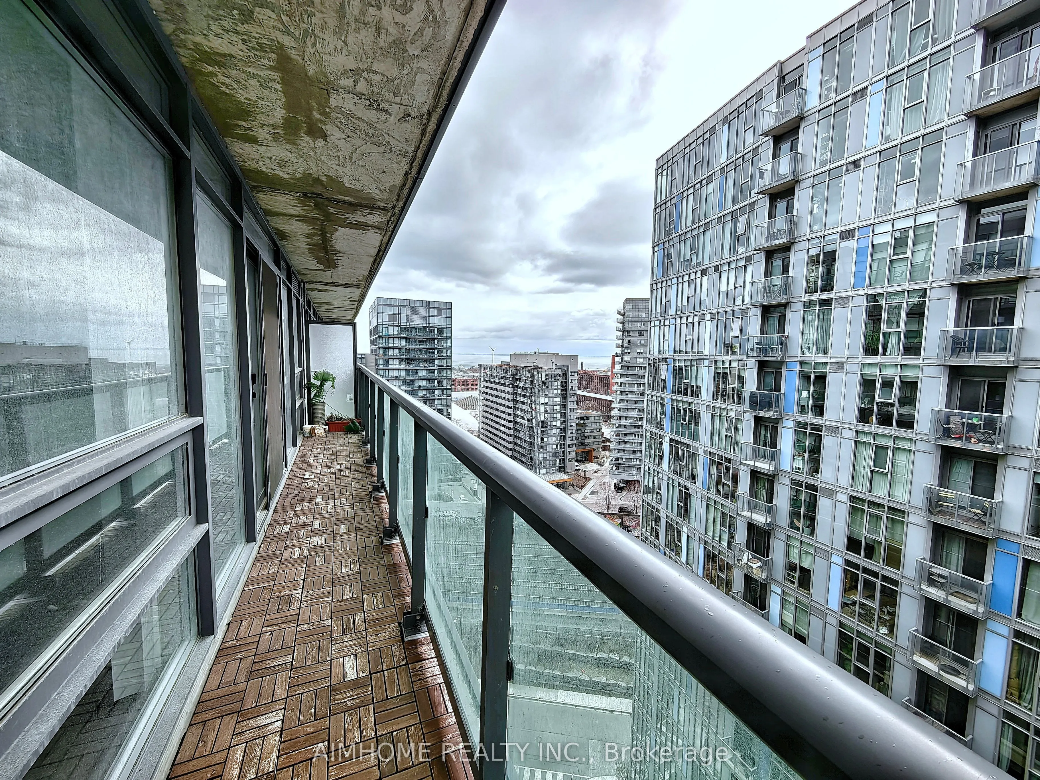36 Lisgar Street #1916