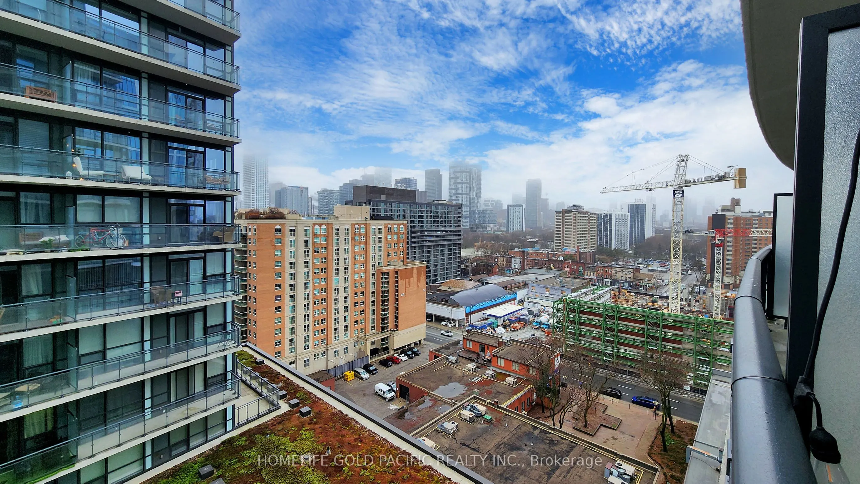 460 Adelaide Street E #1718