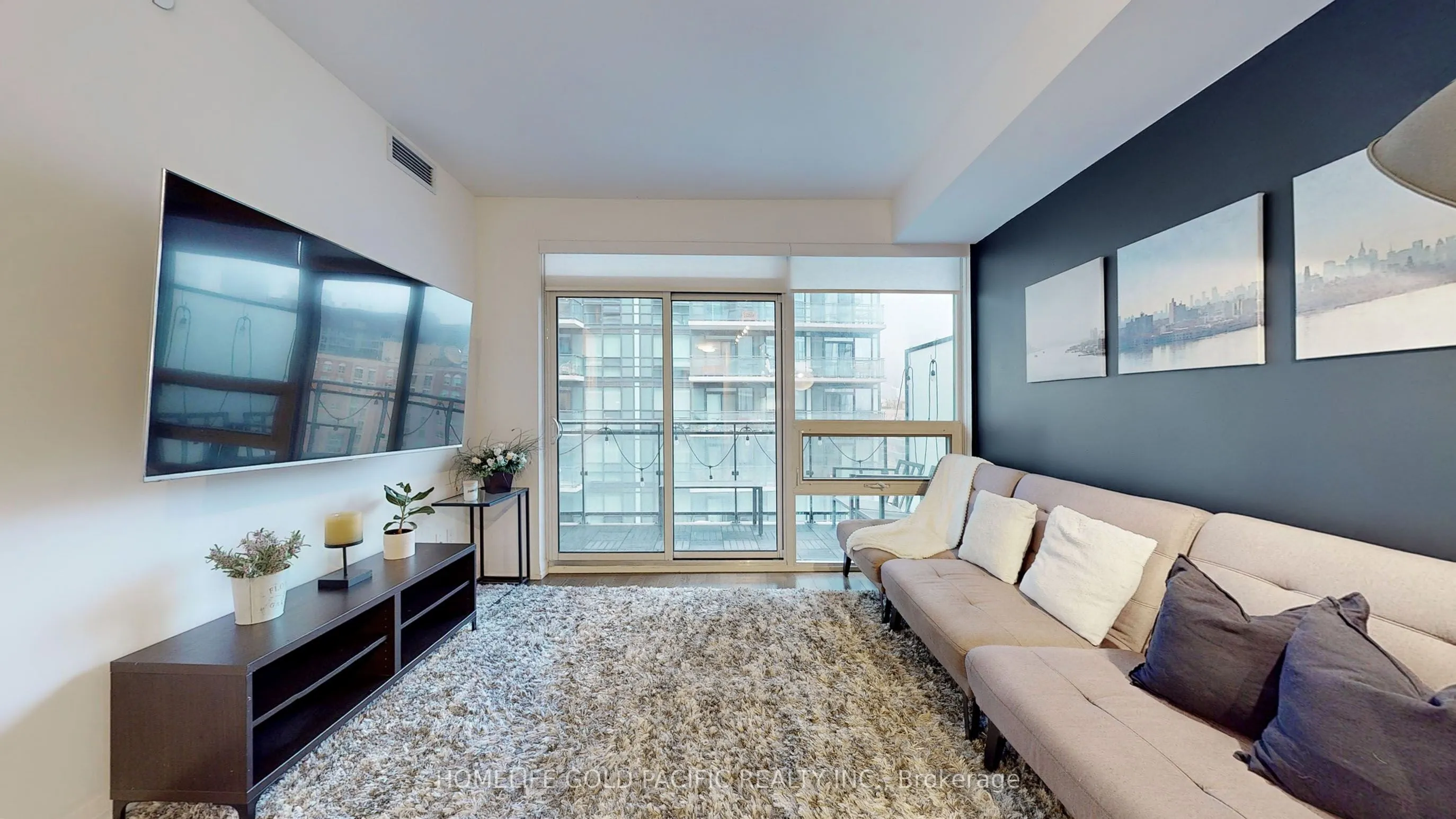 460 Adelaide Street E #1718