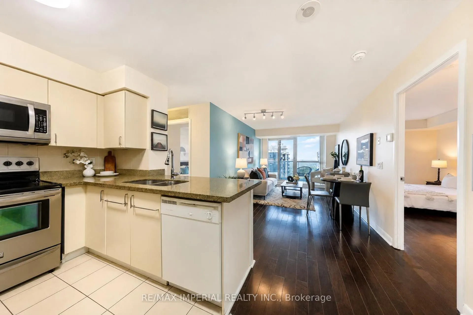4968 yonge Street #2903
