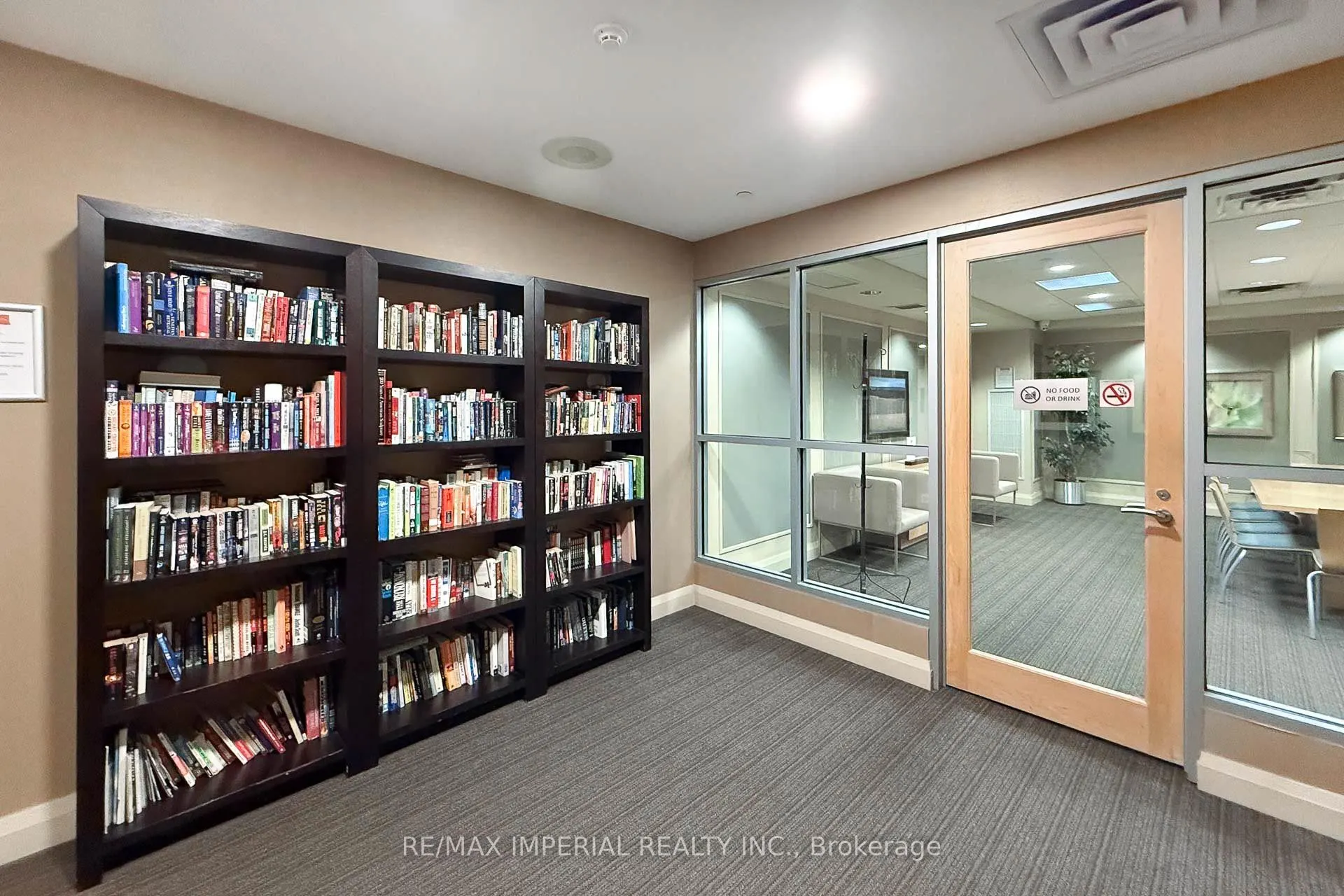 4968 yonge Street #2903