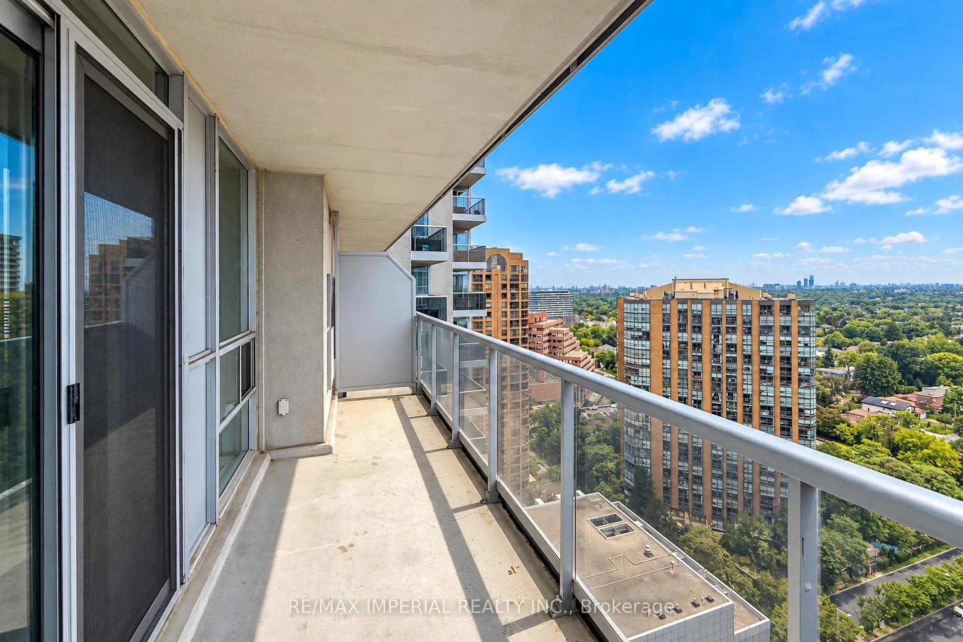 4968 yonge Street #2903