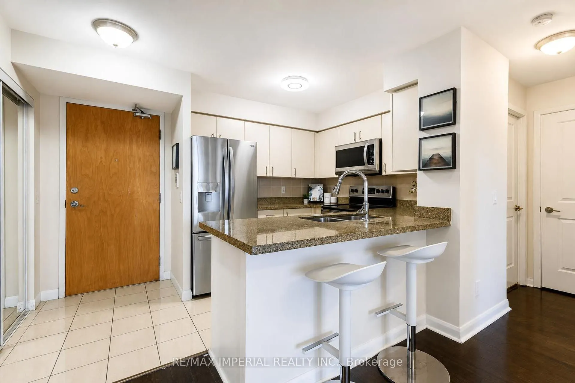 4968 yonge Street #2903
