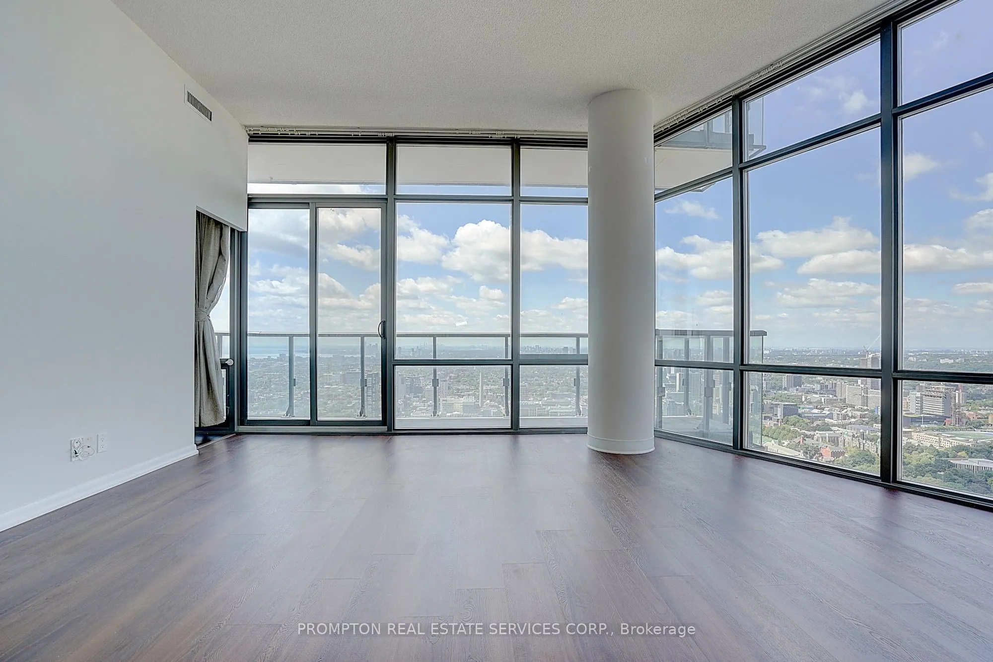 832 Bay Street #4903