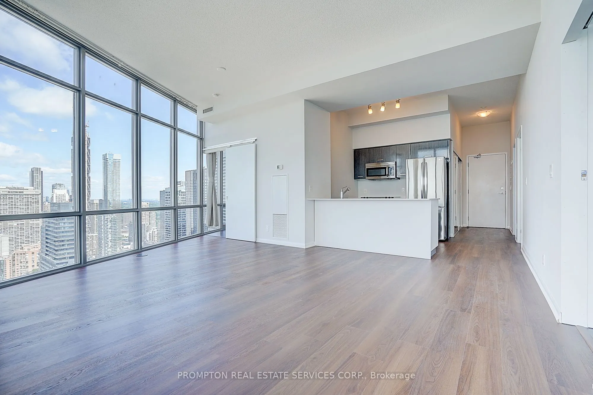 832 Bay Street #4903