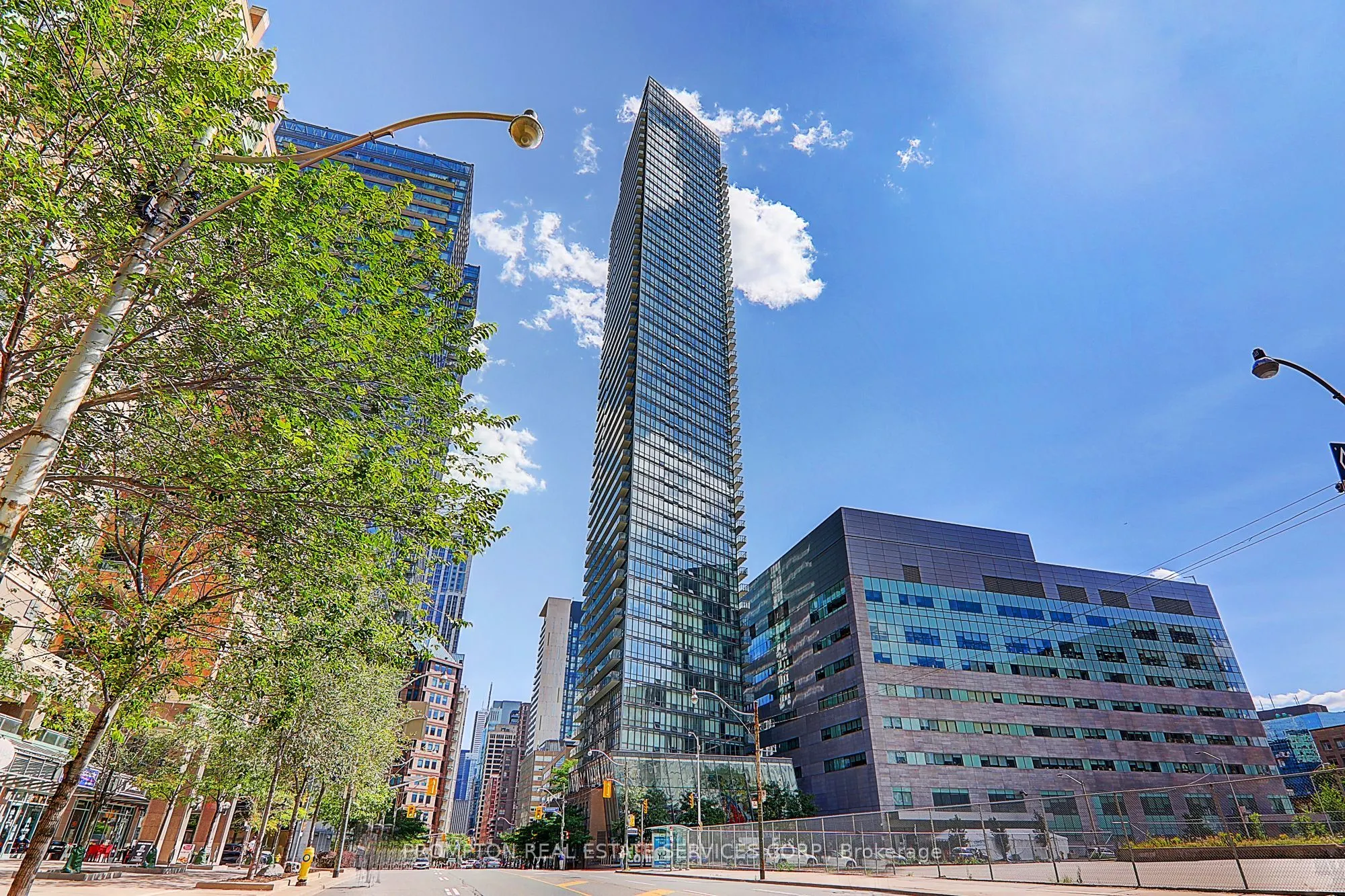 832 Bay Street #4903
