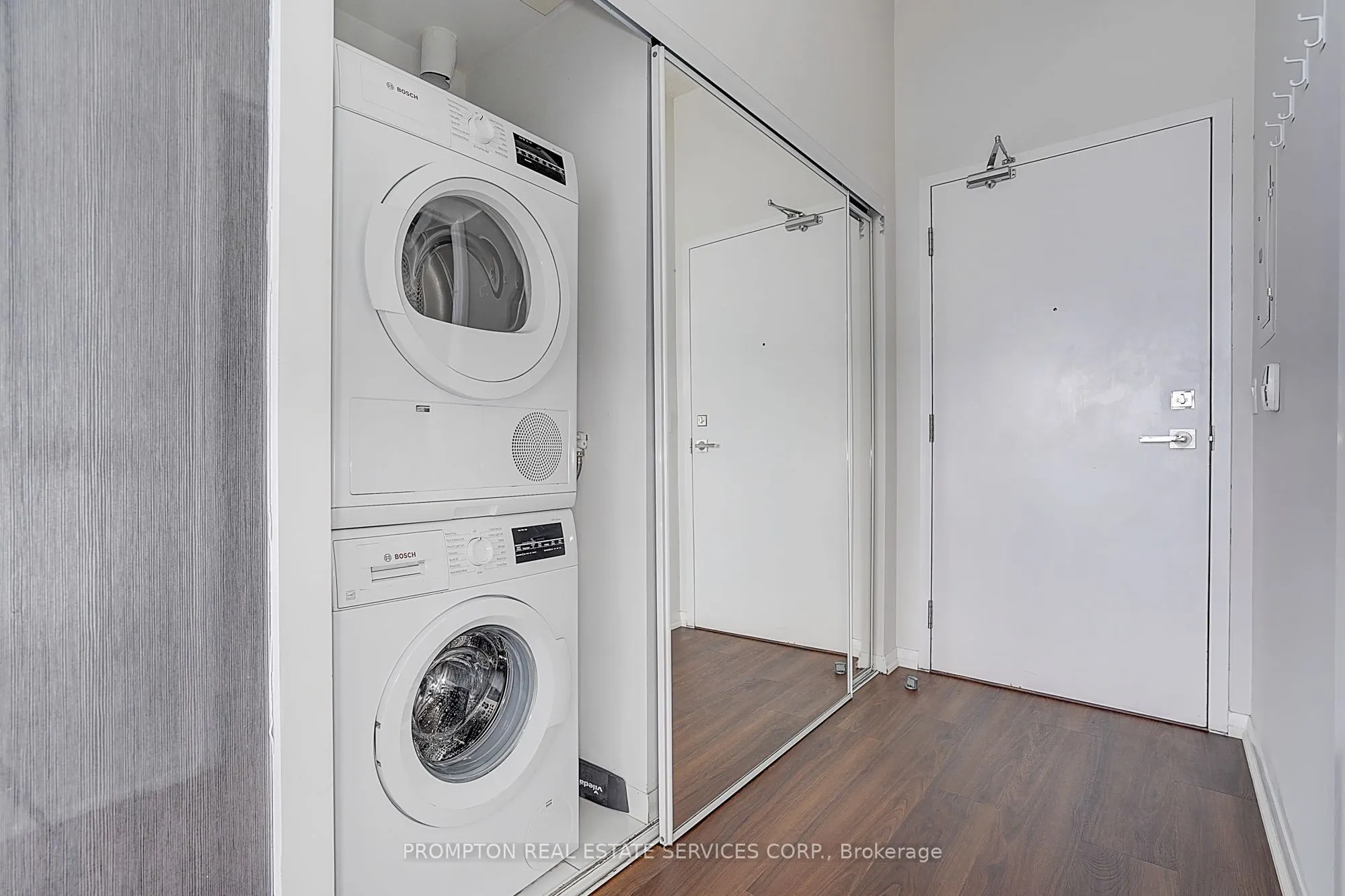 832 Bay Street #4903