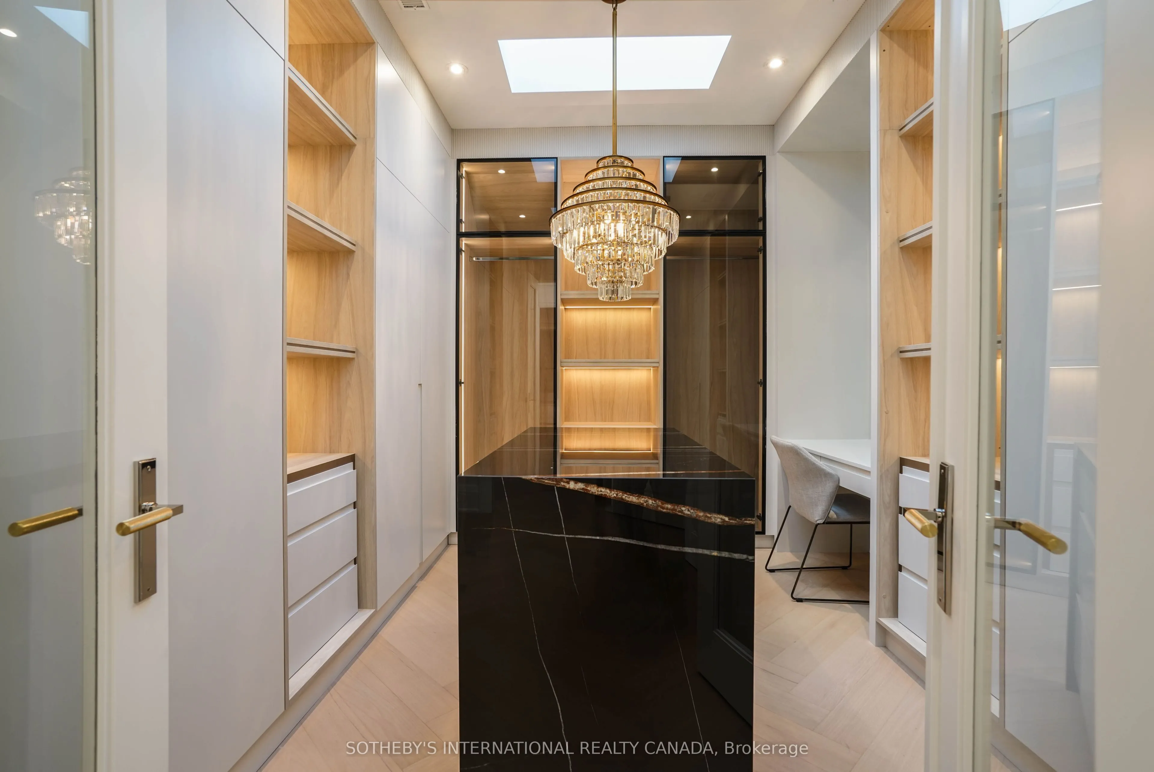 149 Highland Crescent