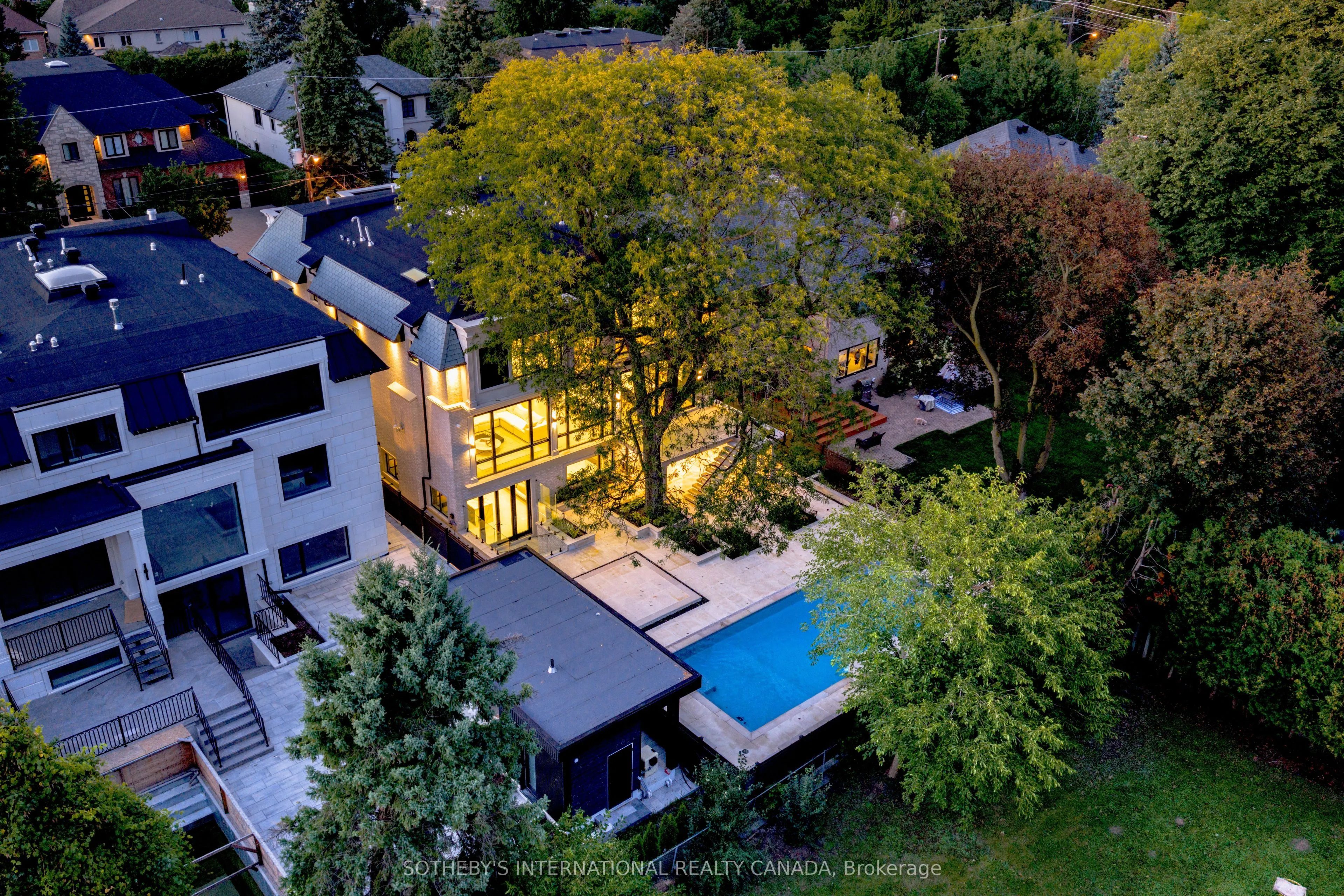 149 Highland Crescent