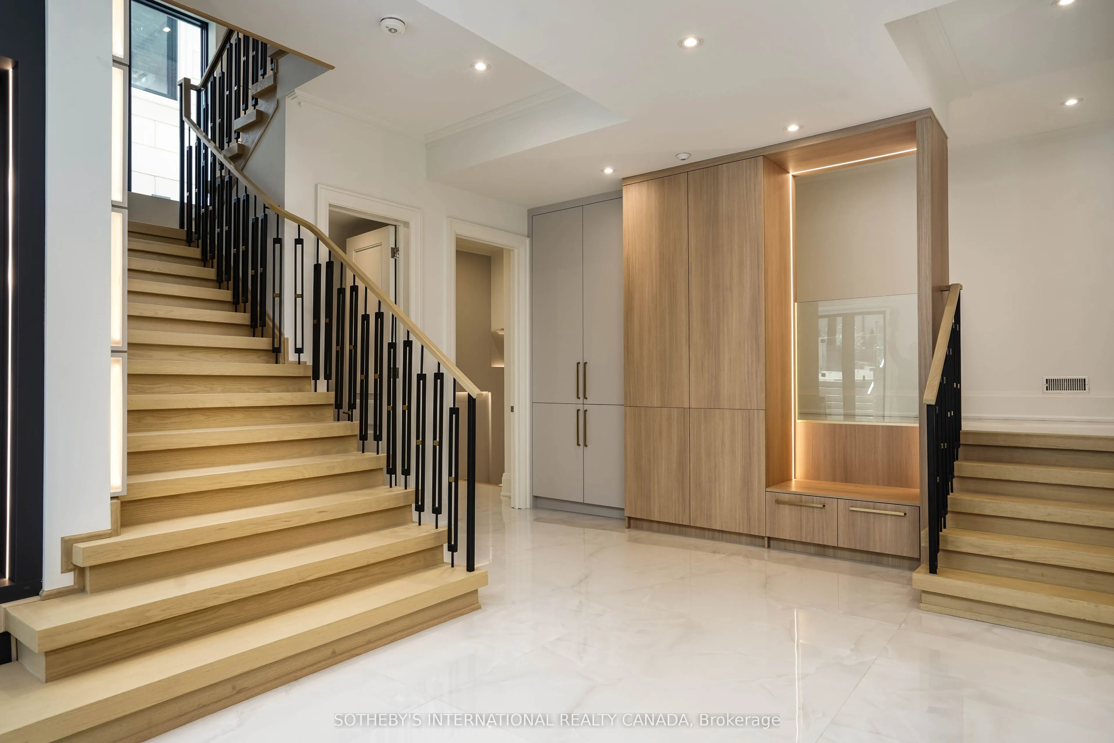 149 Highland Crescent