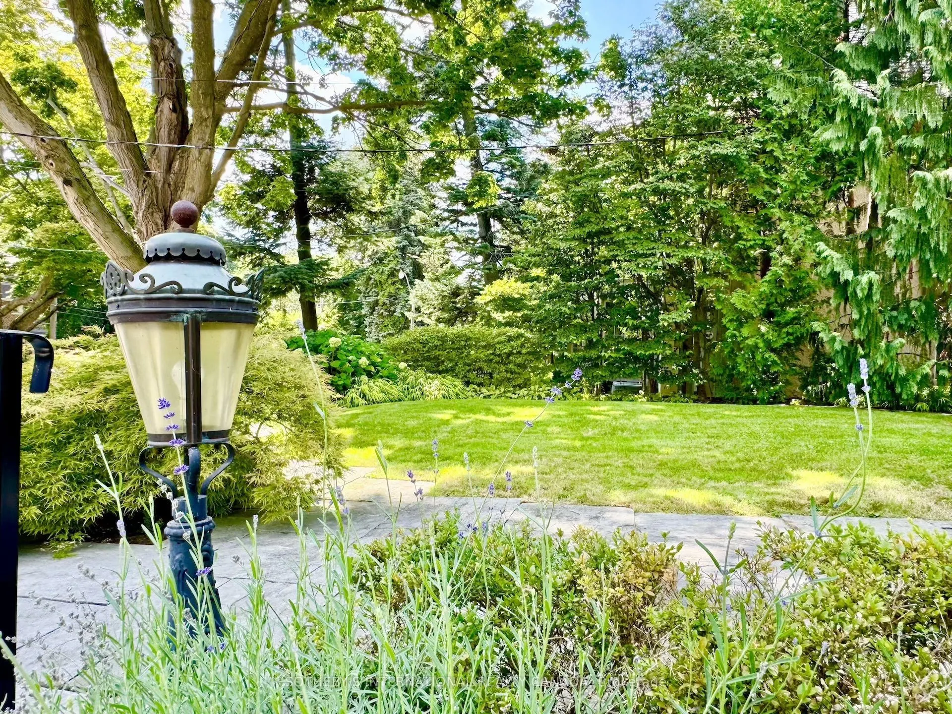 186 Rosedale Heights Drive