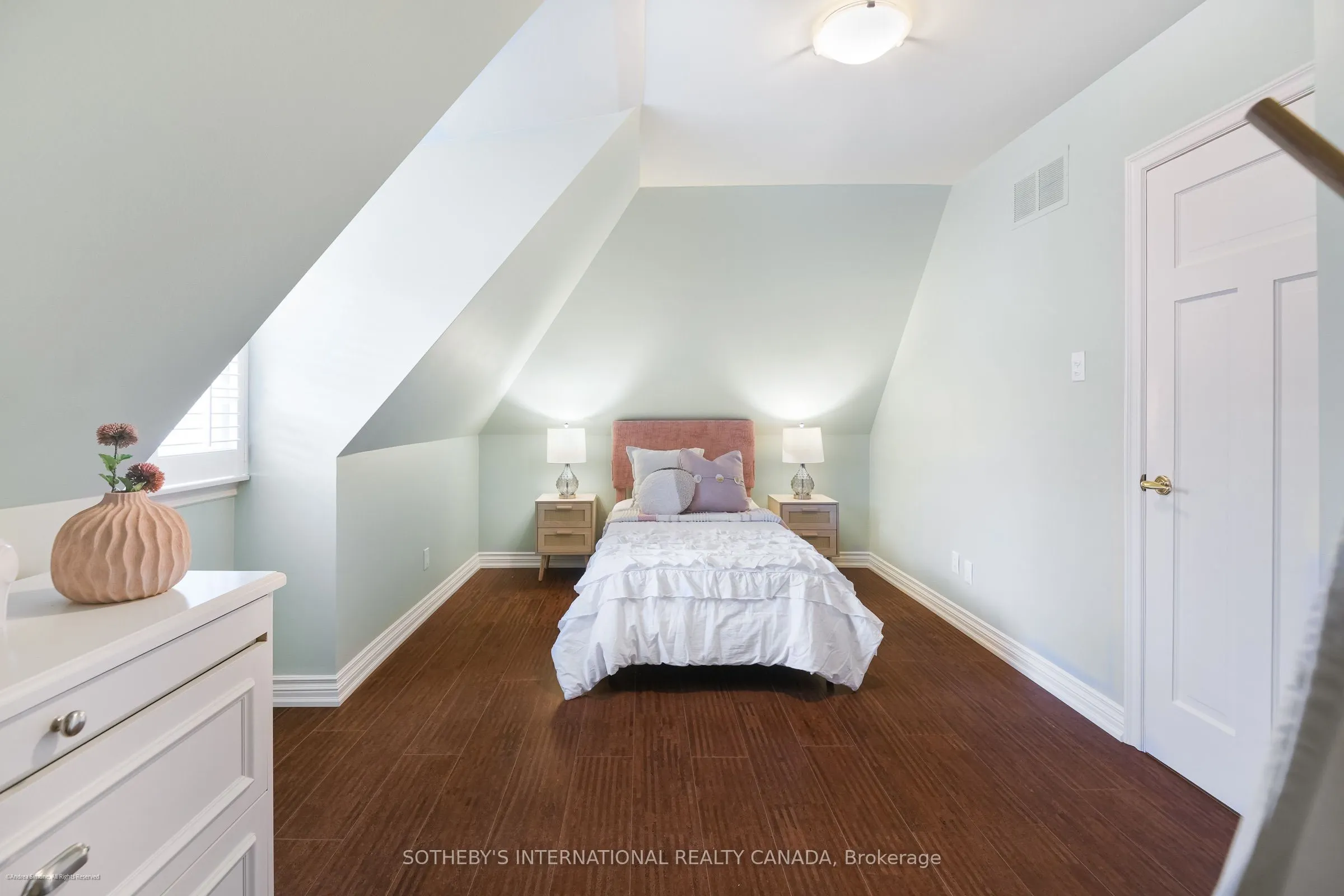 186 Rosedale Heights Drive