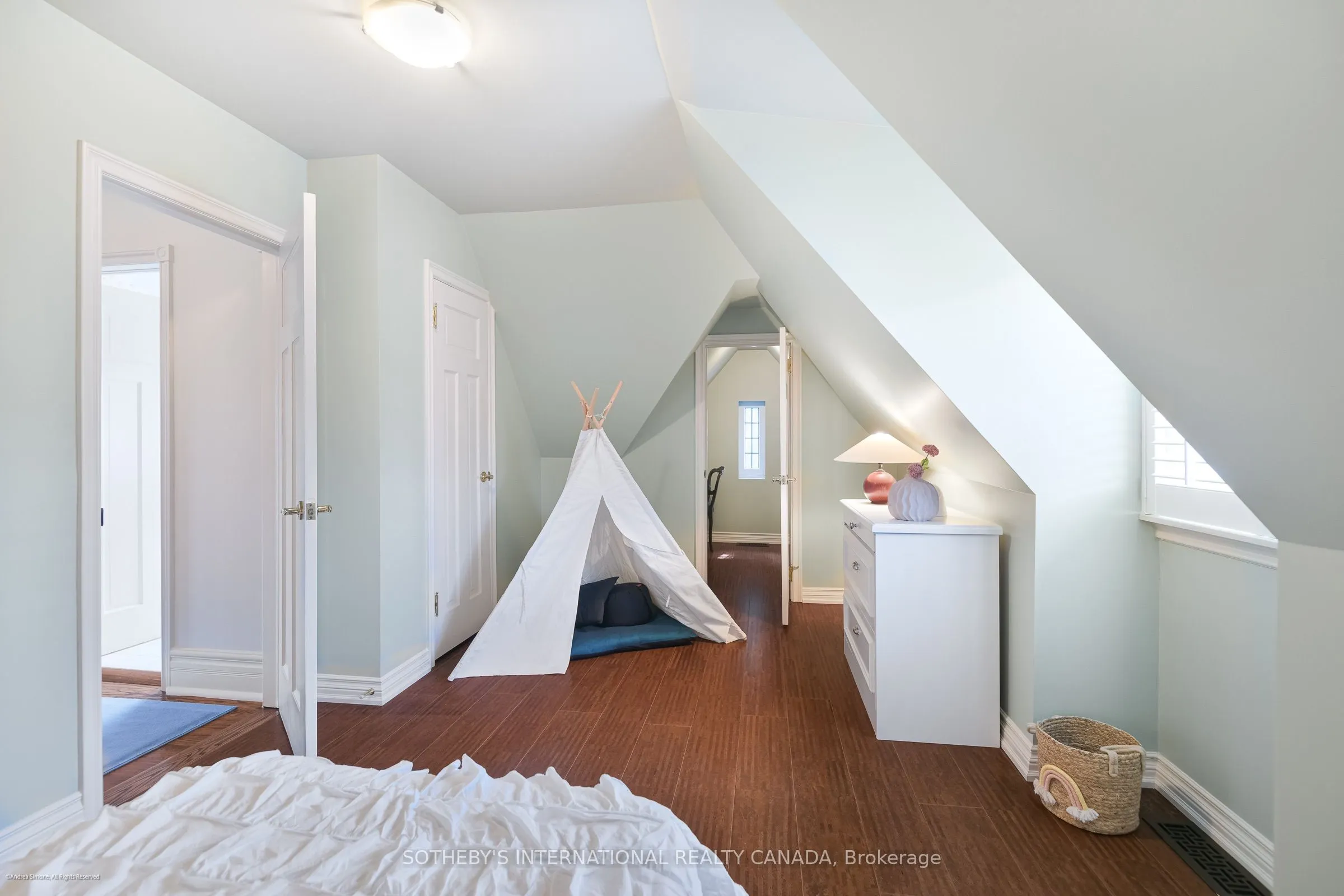 186 Rosedale Heights Drive