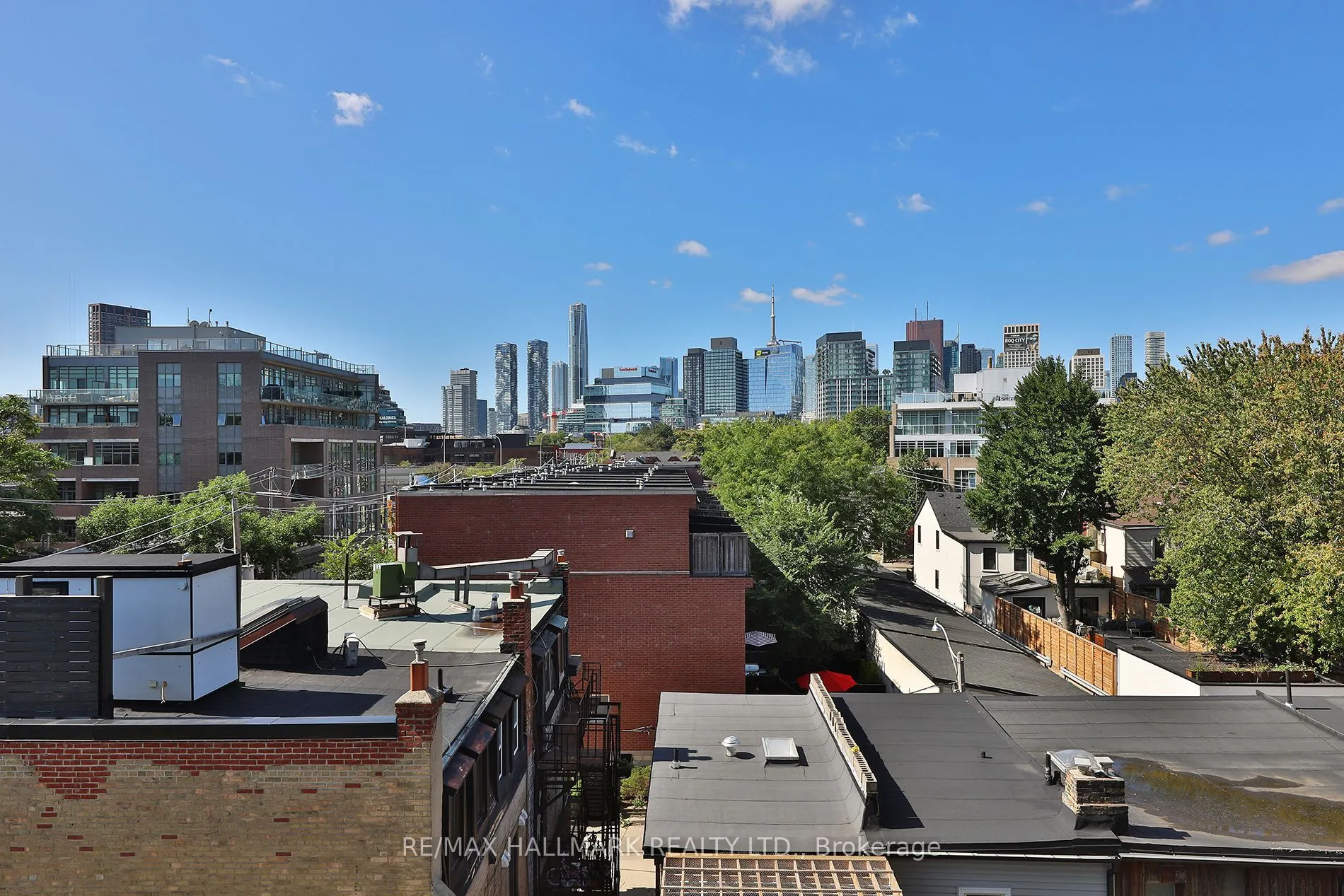 510 King Street E #402