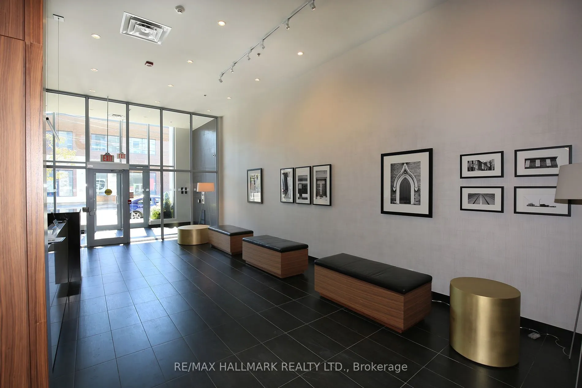 510 King Street E #402