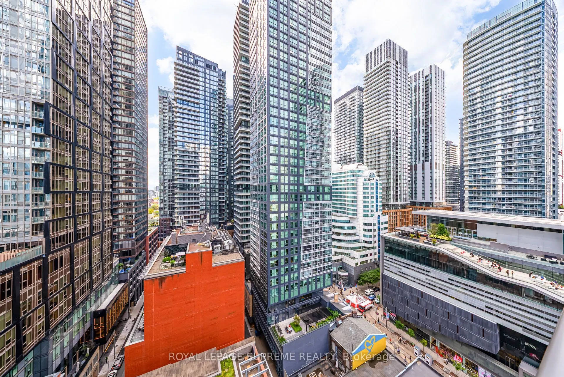 8 Mercer Street #1710