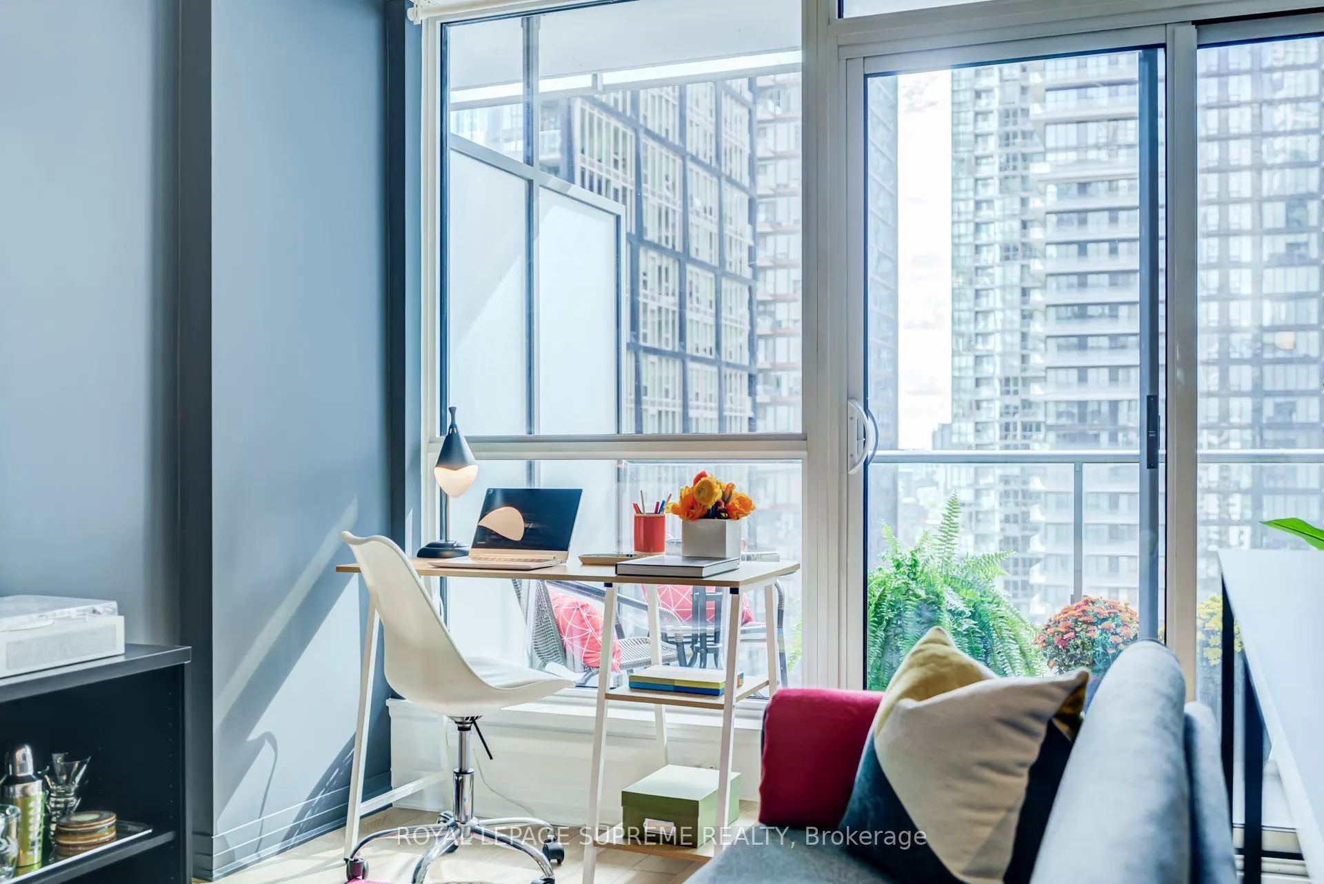 8 Mercer Street #1710