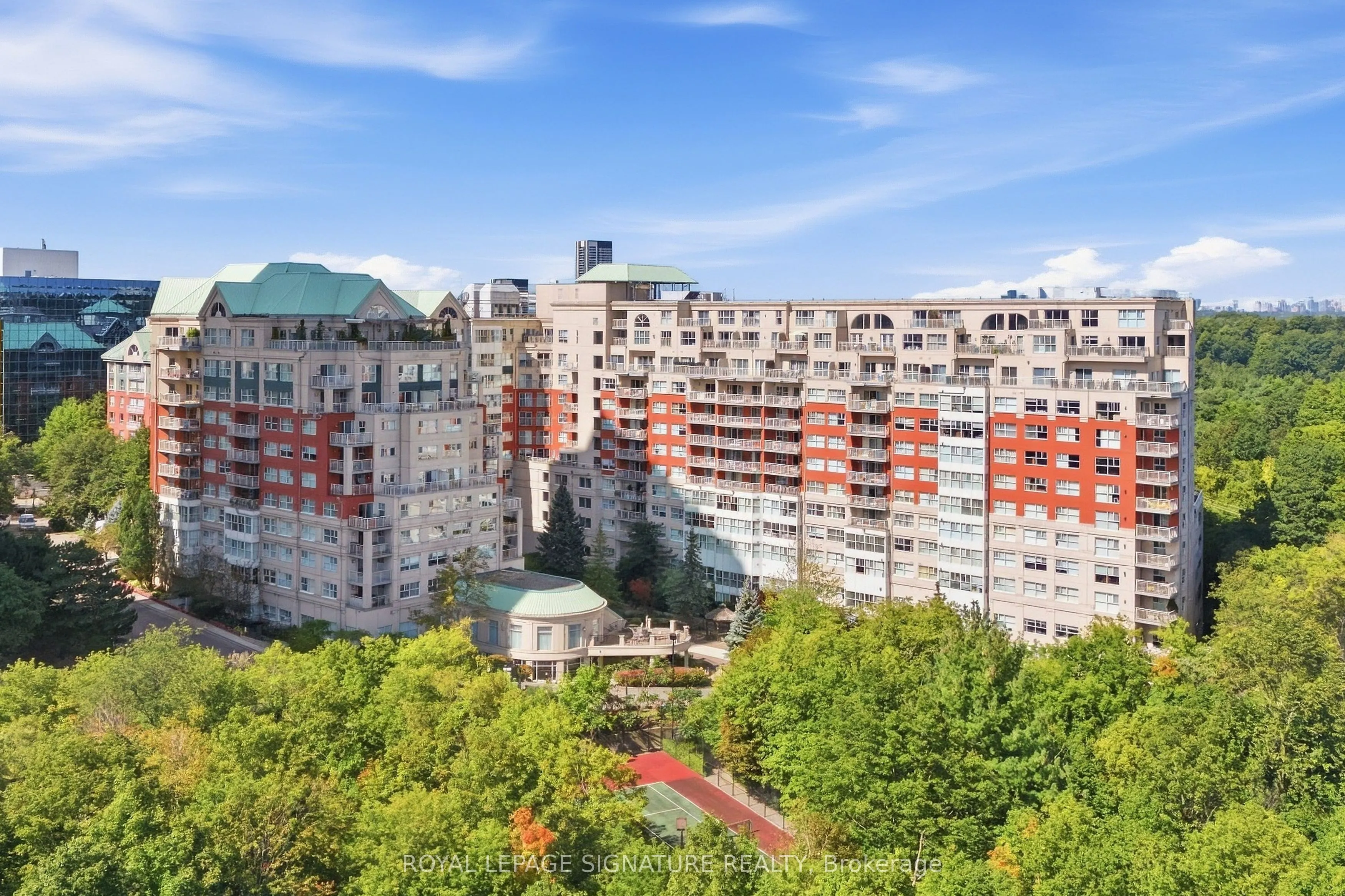 18 Concorde Place #310