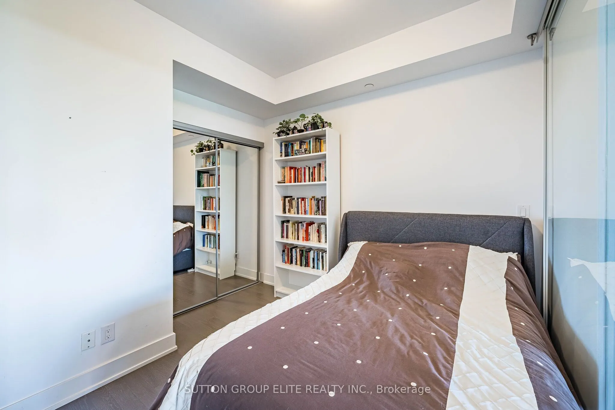 3018 Yonge Street #814
