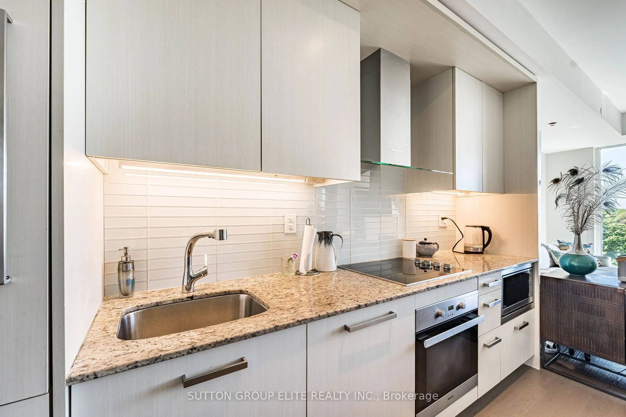 3018 Yonge Street #814