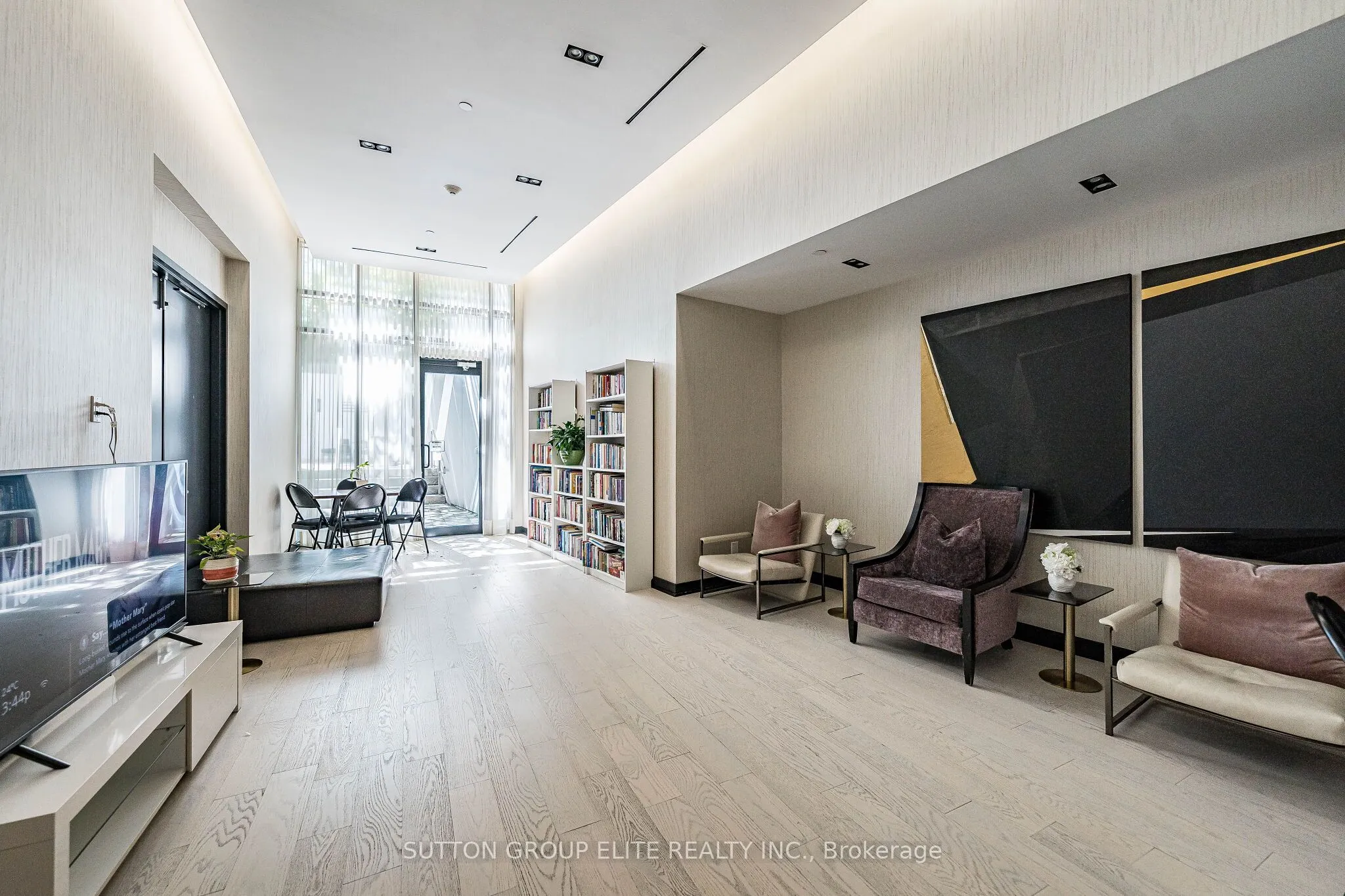 3018 Yonge Street #814