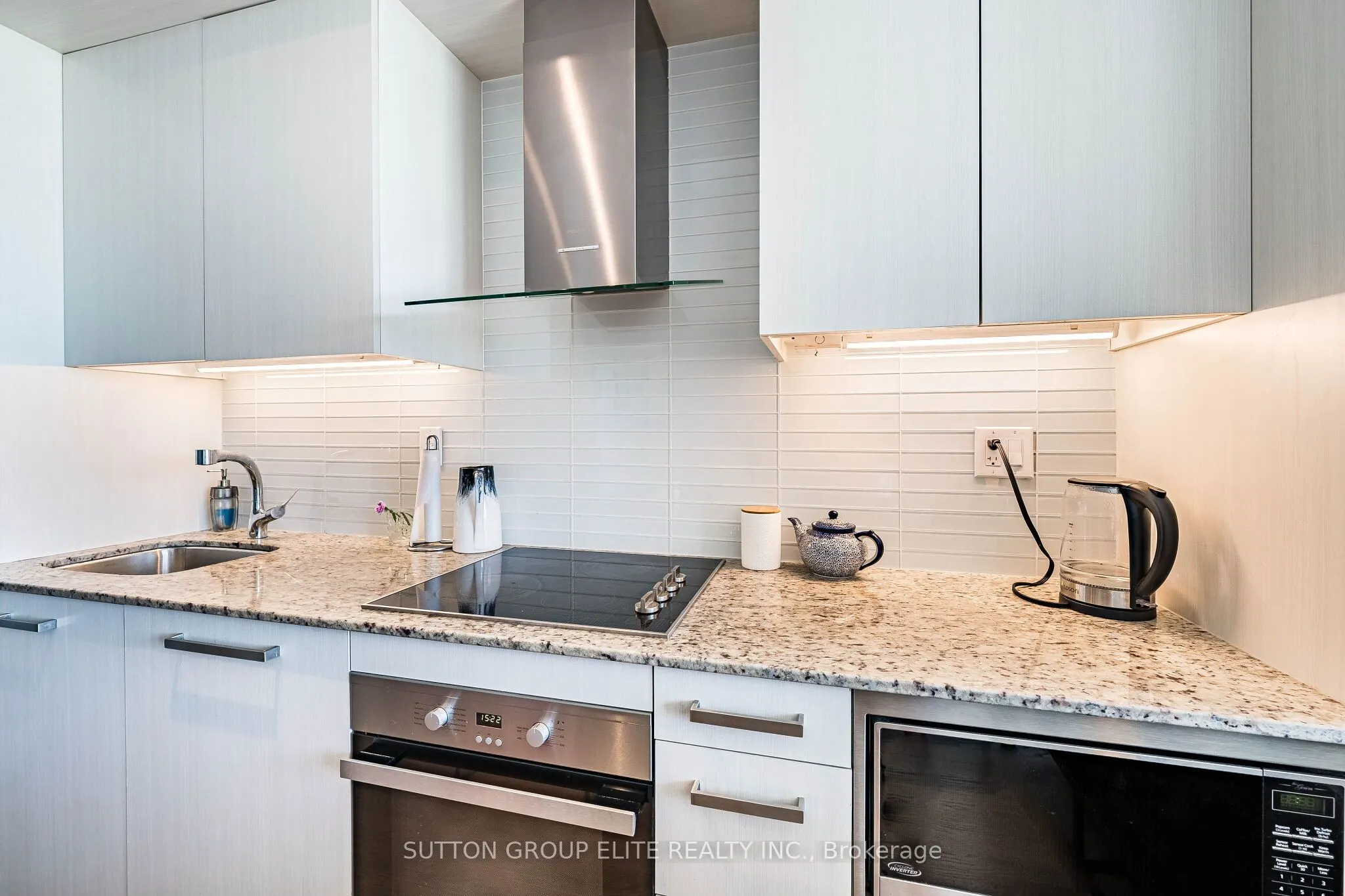 3018 Yonge Street #814
